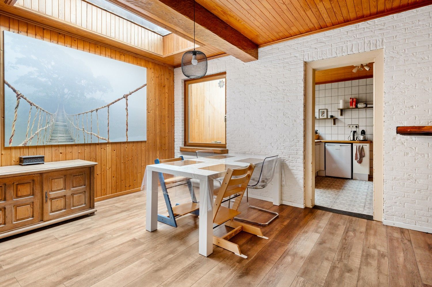 Huis met 4 slaapkamers en tuin te koop in Wijnegem! foto 7