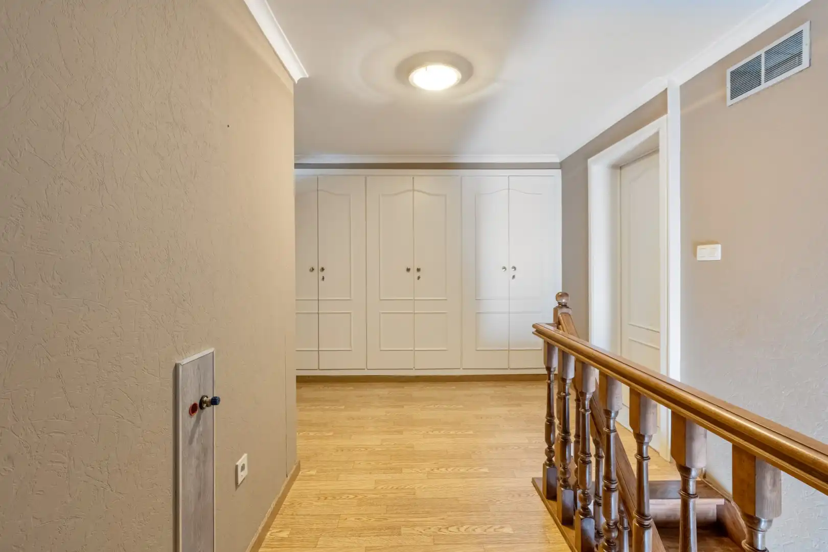 Comfortabele woning met sterke energieprestatie (label A), in landelijk woongebied. foto 30