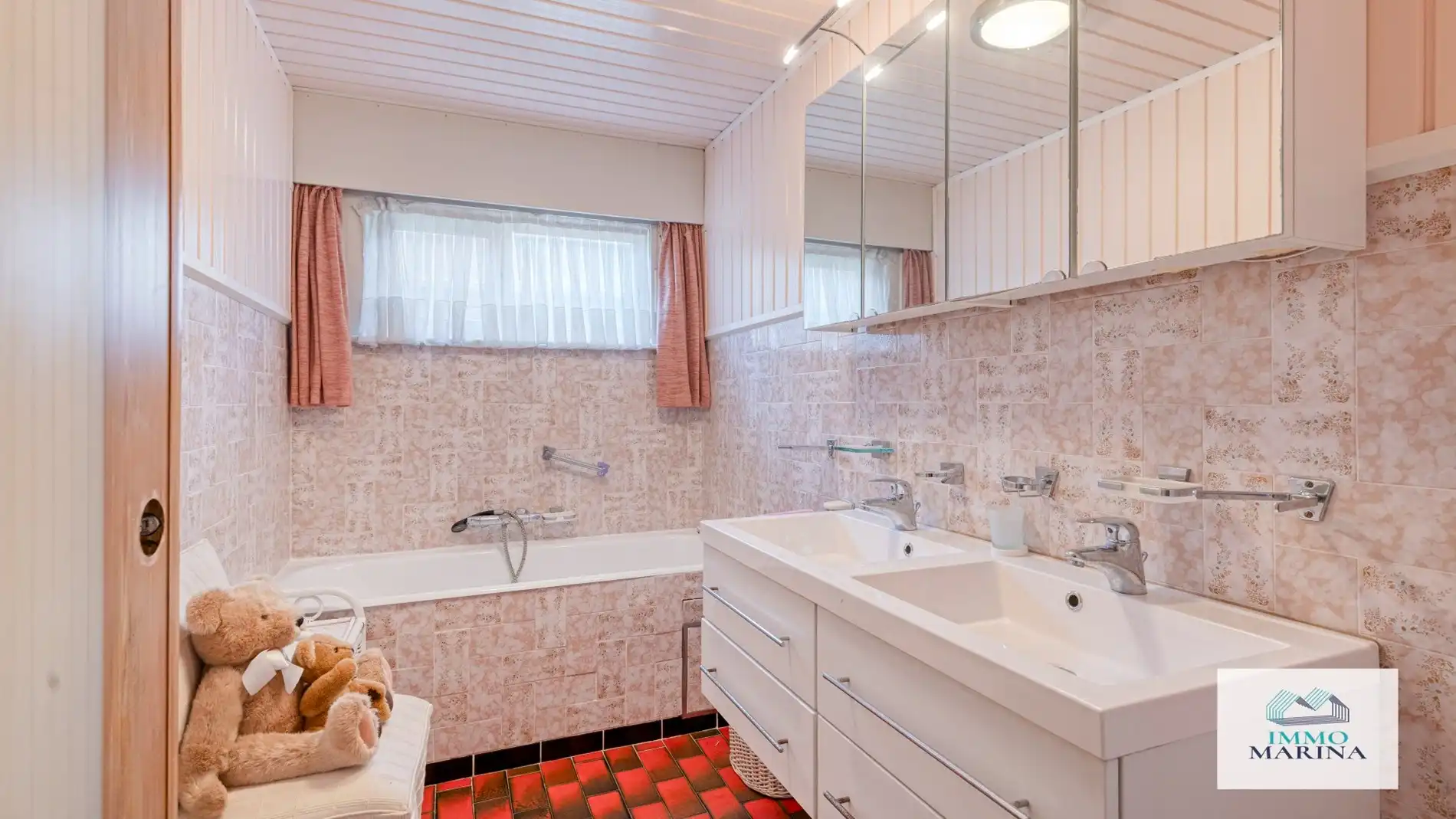 VRIJSTAANDE WONING MET TUIN IN LANGDORP foto 13