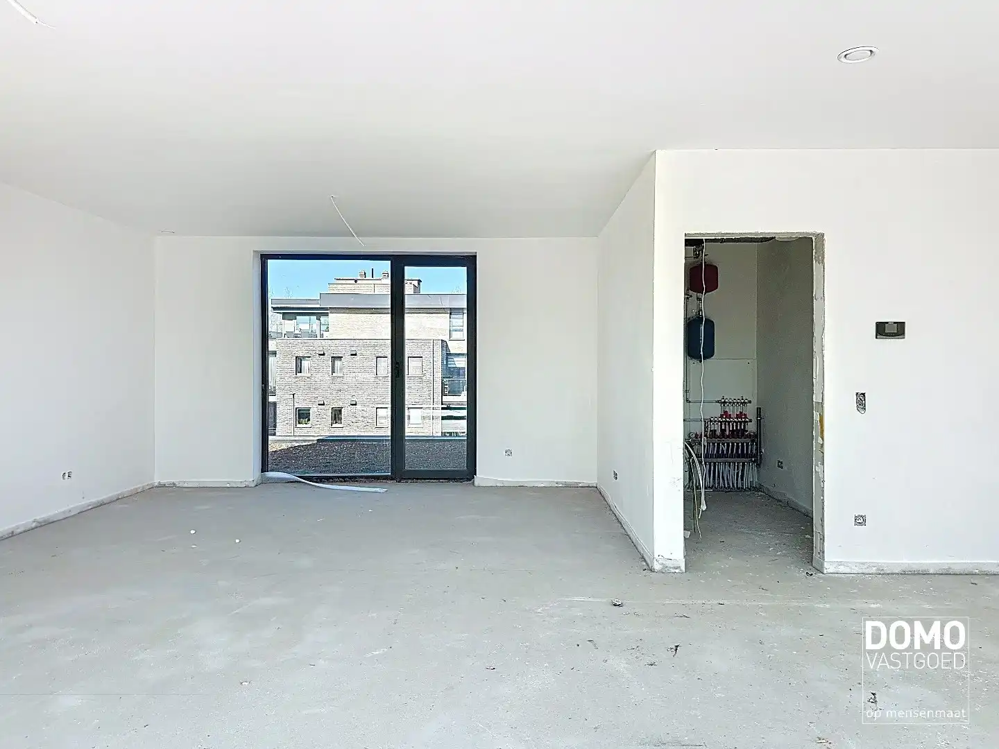 KNAP ARCHITECTURAAL WOONPROJECT IN HET CENTRUM VAN KERMT foto 7