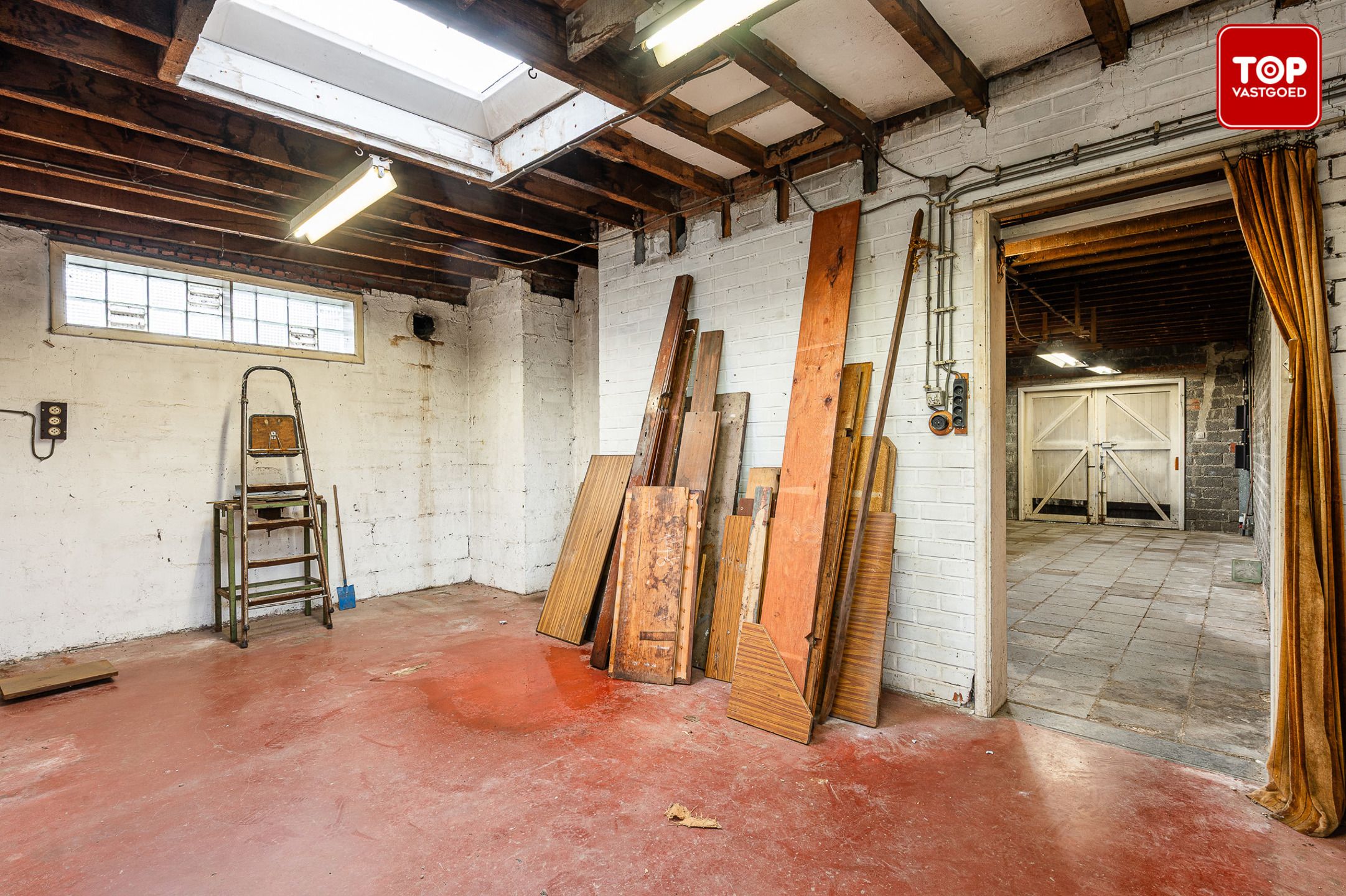 Renovatieproject met zeer veel potentieel foto 21