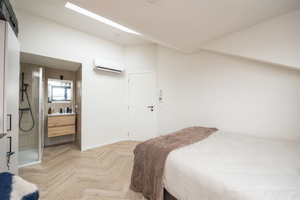 High-end studentenkamer in centrum Leuven foto 14