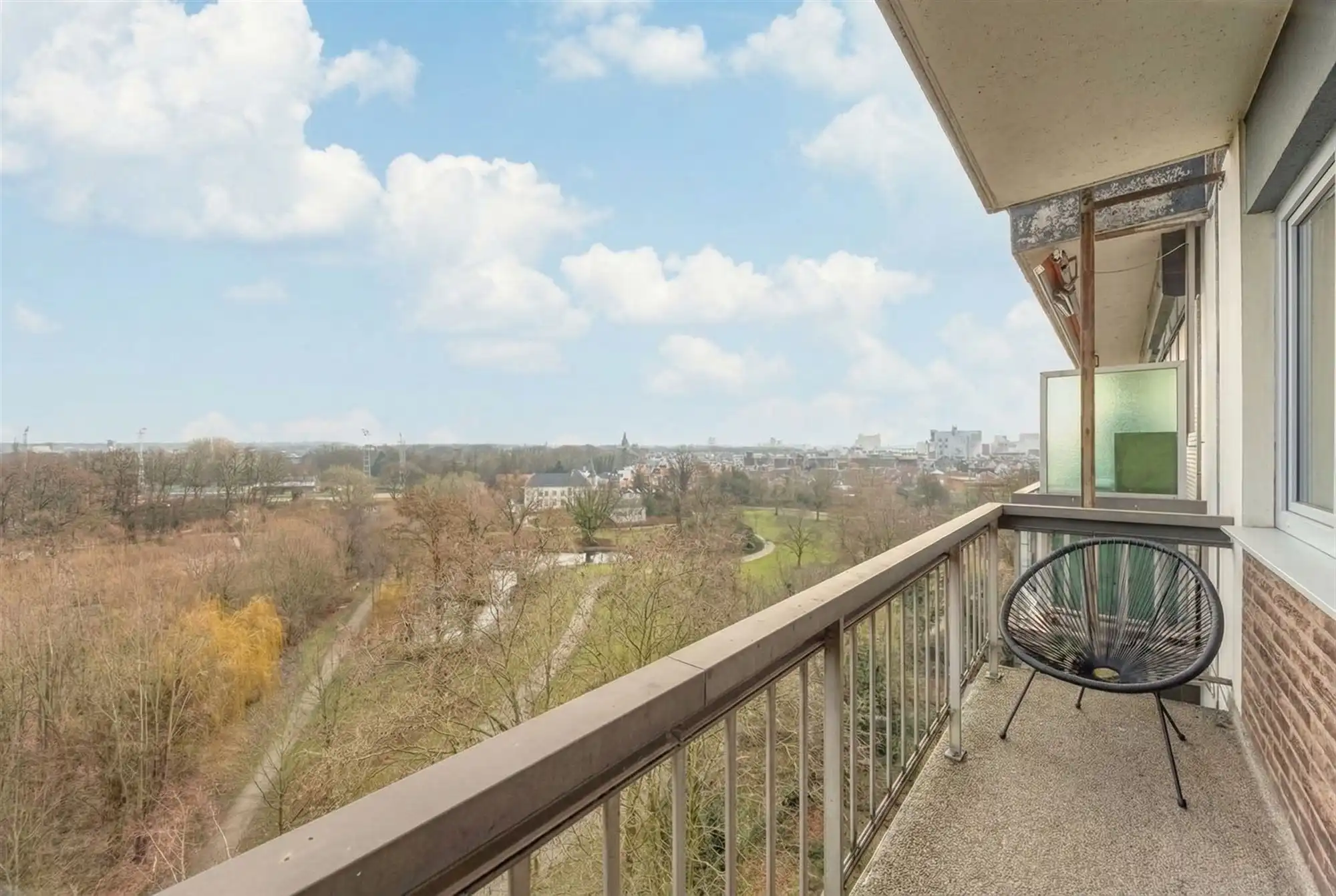 Gerenoveerd app. met 2 slpkmrs. en terras foto 11