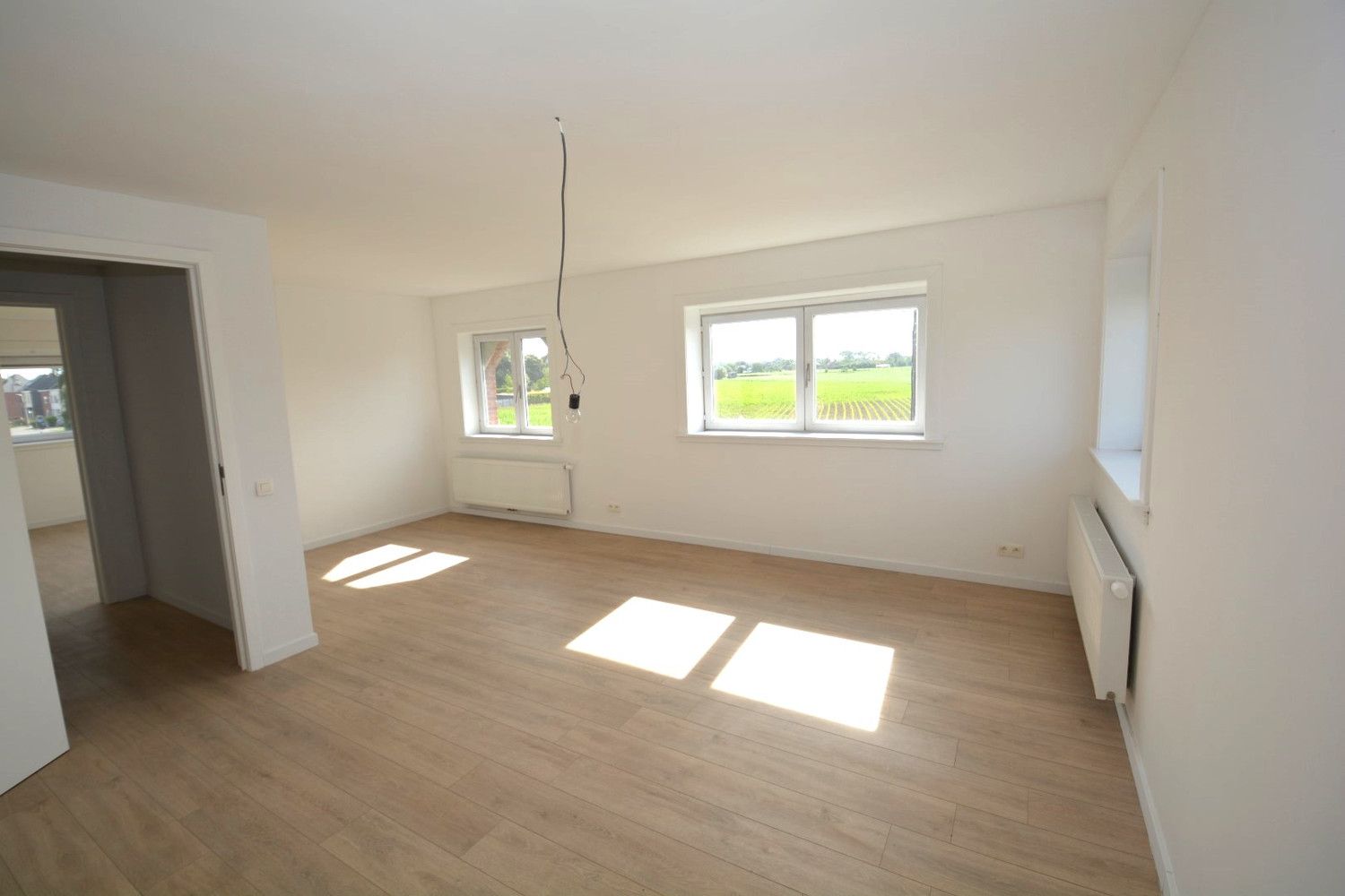 RIANTE, GERENOVEERDE WONING OP 3.400 m²! foto 12