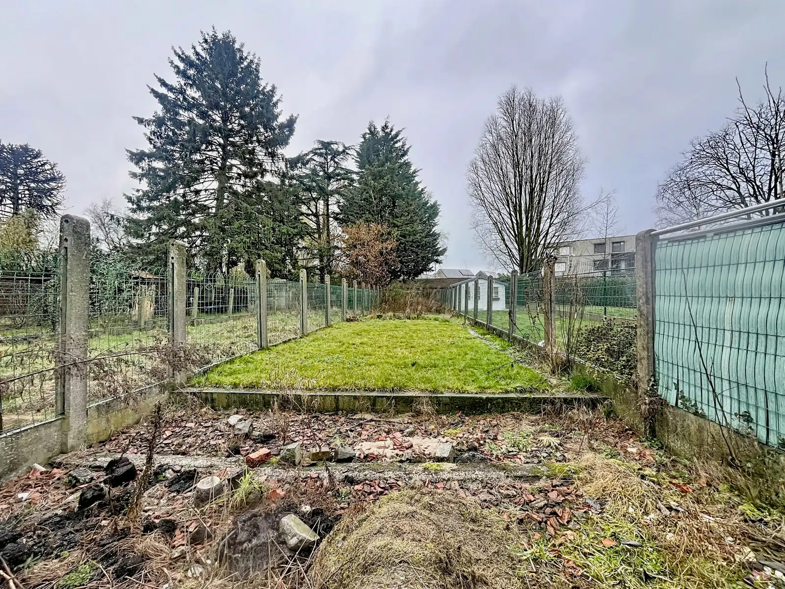 Mooi gelegen, Te renoveren Stadswoning met 3 SLPK én Tuin! foto 23