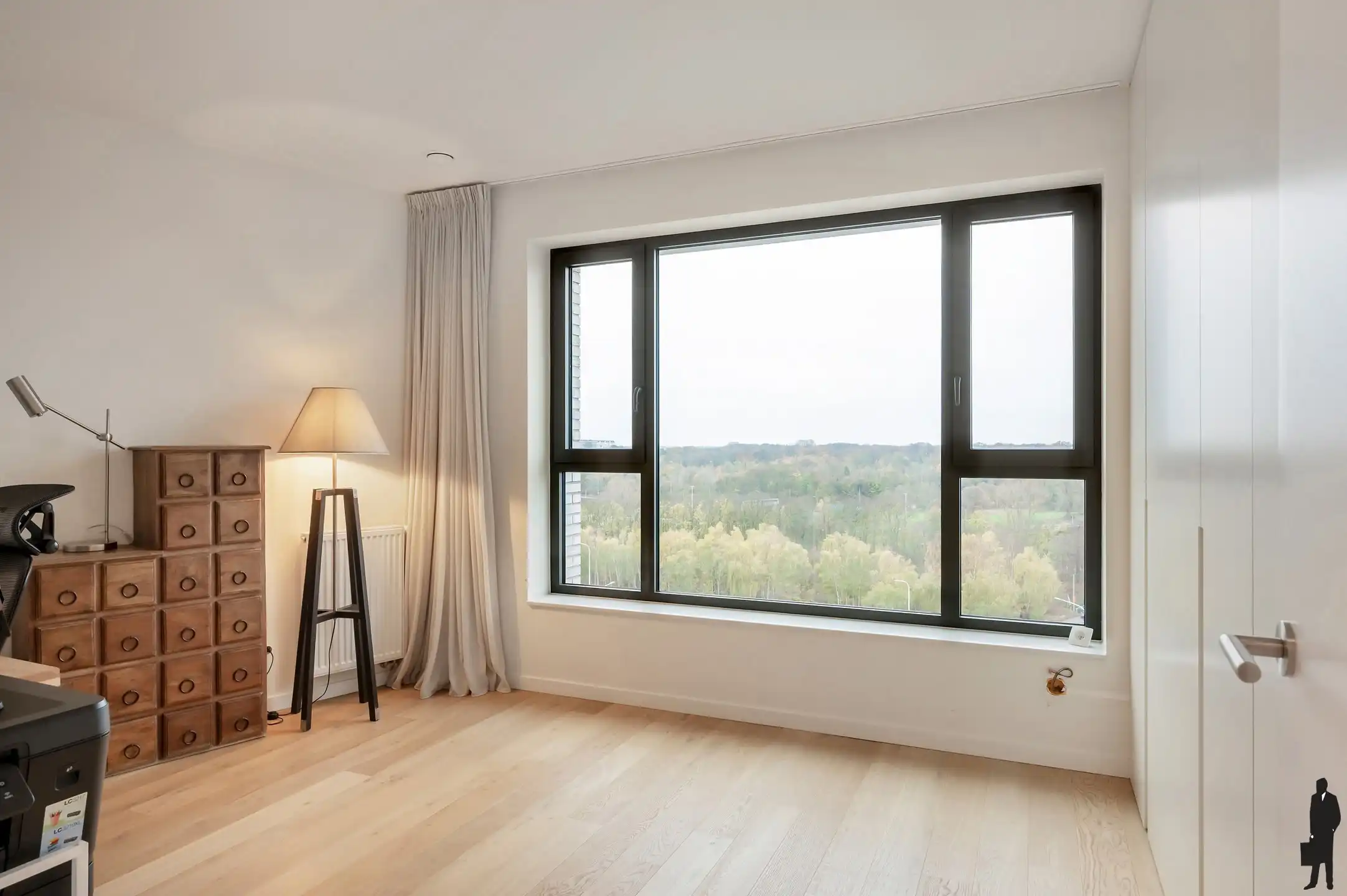 Exclusief hoekappartement op de 11de verdieping met terras en prachtige zichten.&nbsp; foto 15