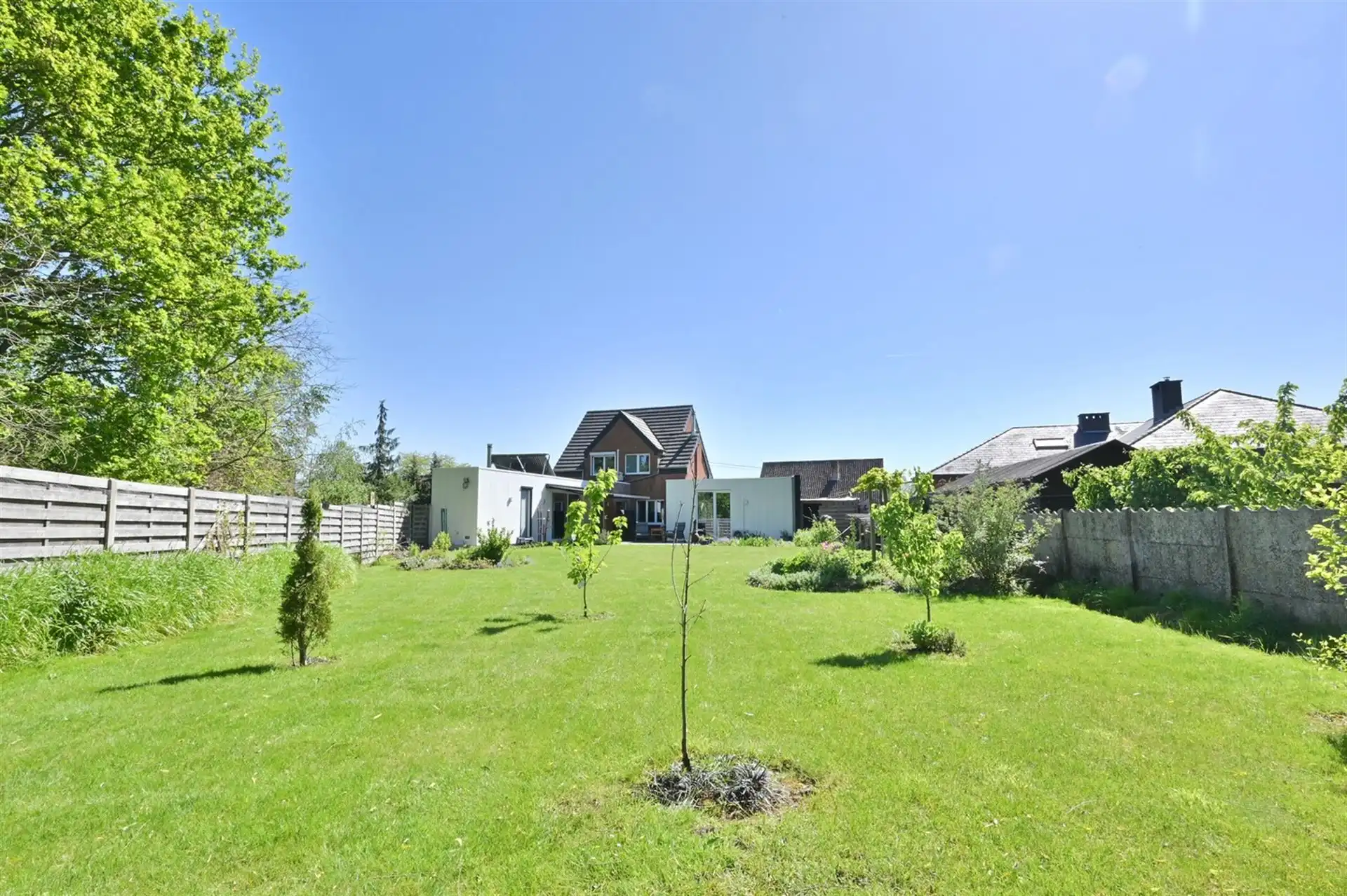 Instapklare open bebouwing met praktijkmogelijkheid, 3 à 4 slaapkamers en zonnige tuin foto 27