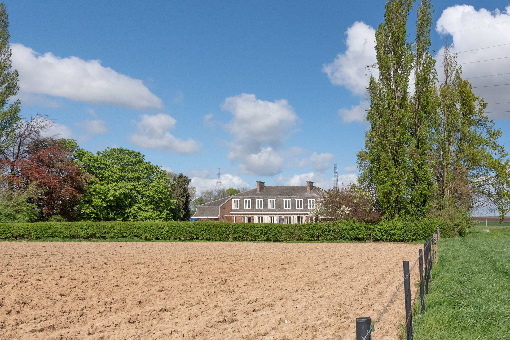 Landhuis te midden van een landelijke omgeving foto 36