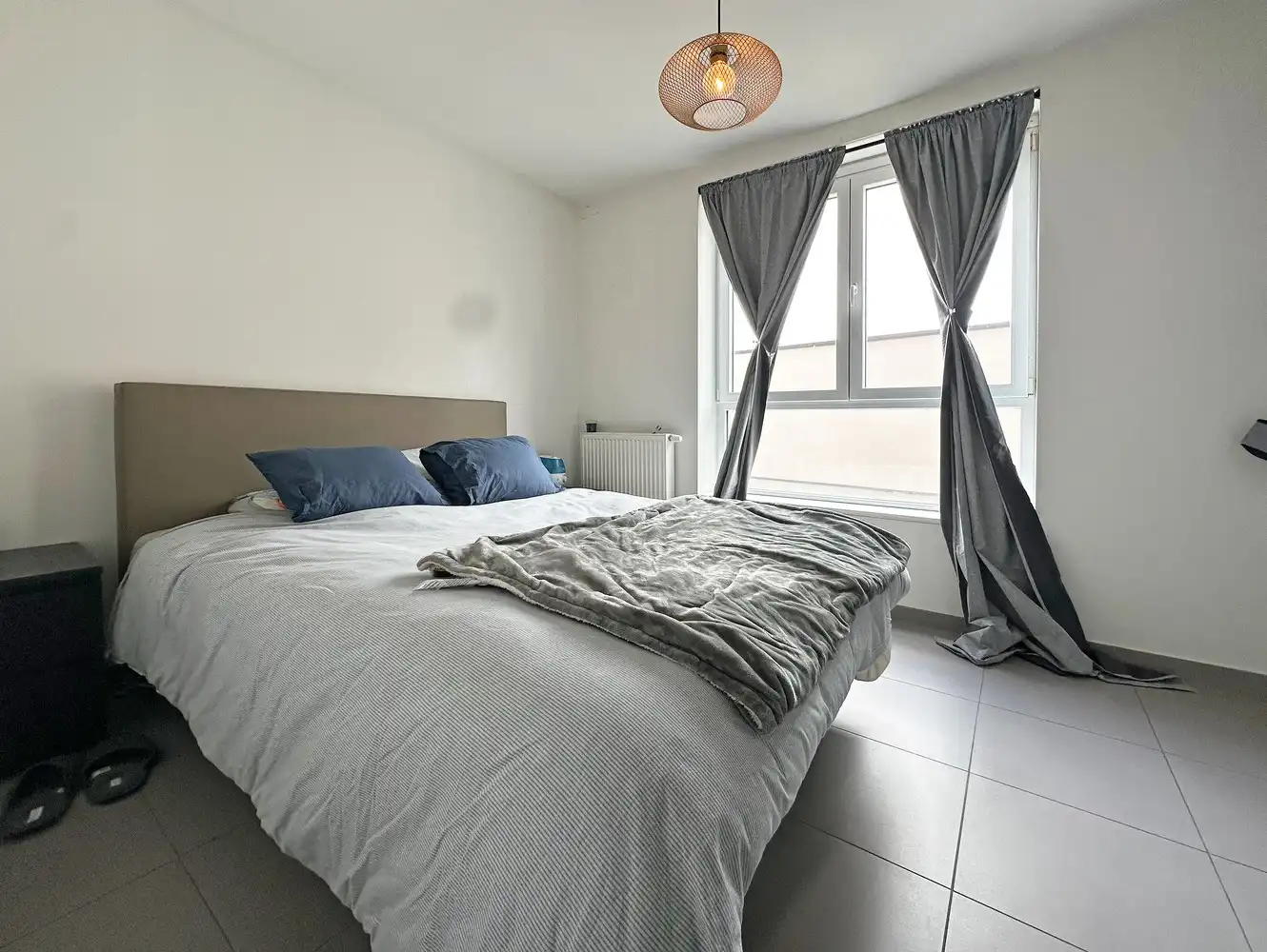 Appartement met 2 slaapkamers en terras te Antwerpen! foto 4