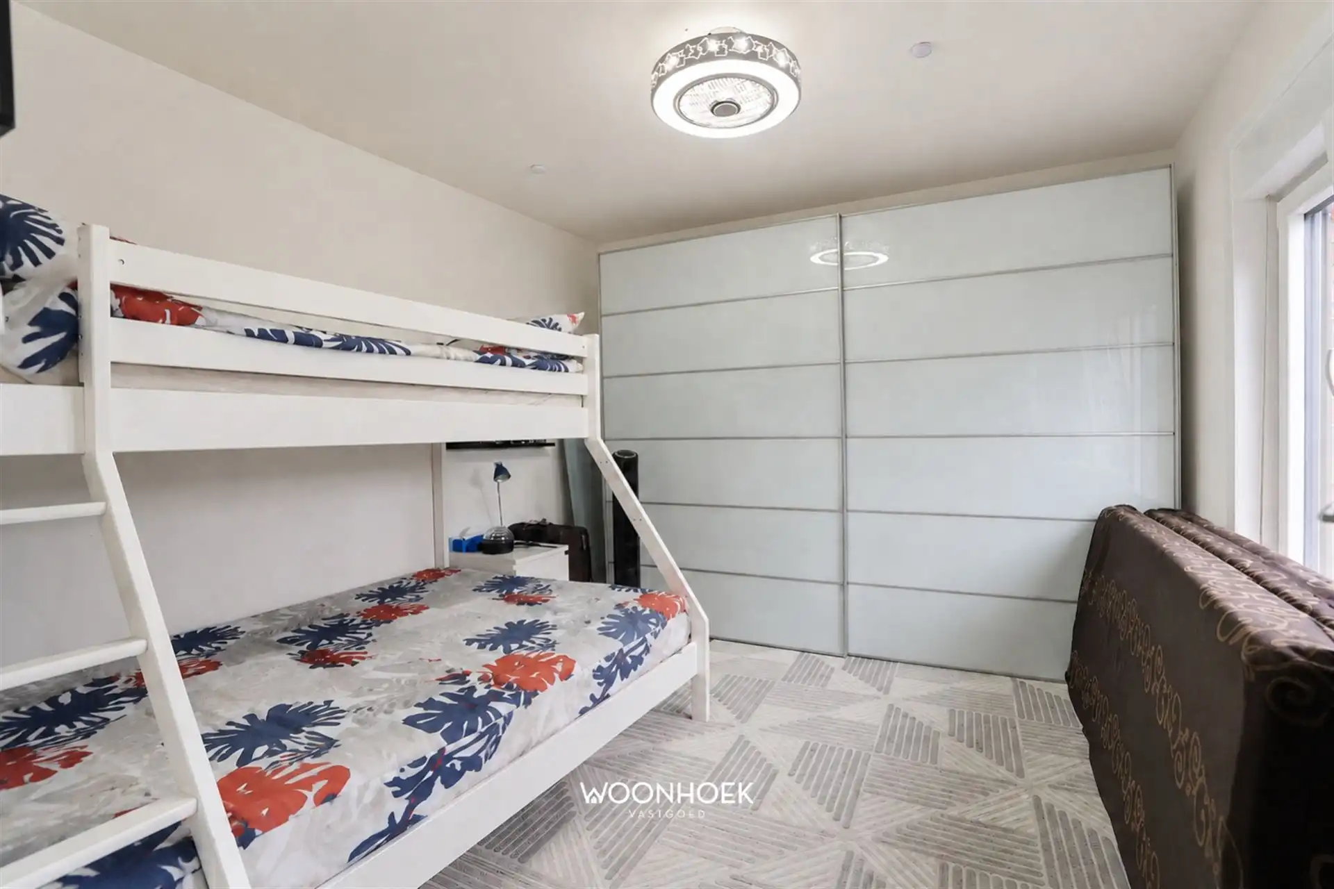 Gerenoveerde 3 slaapkamer woning met tuin! foto 9