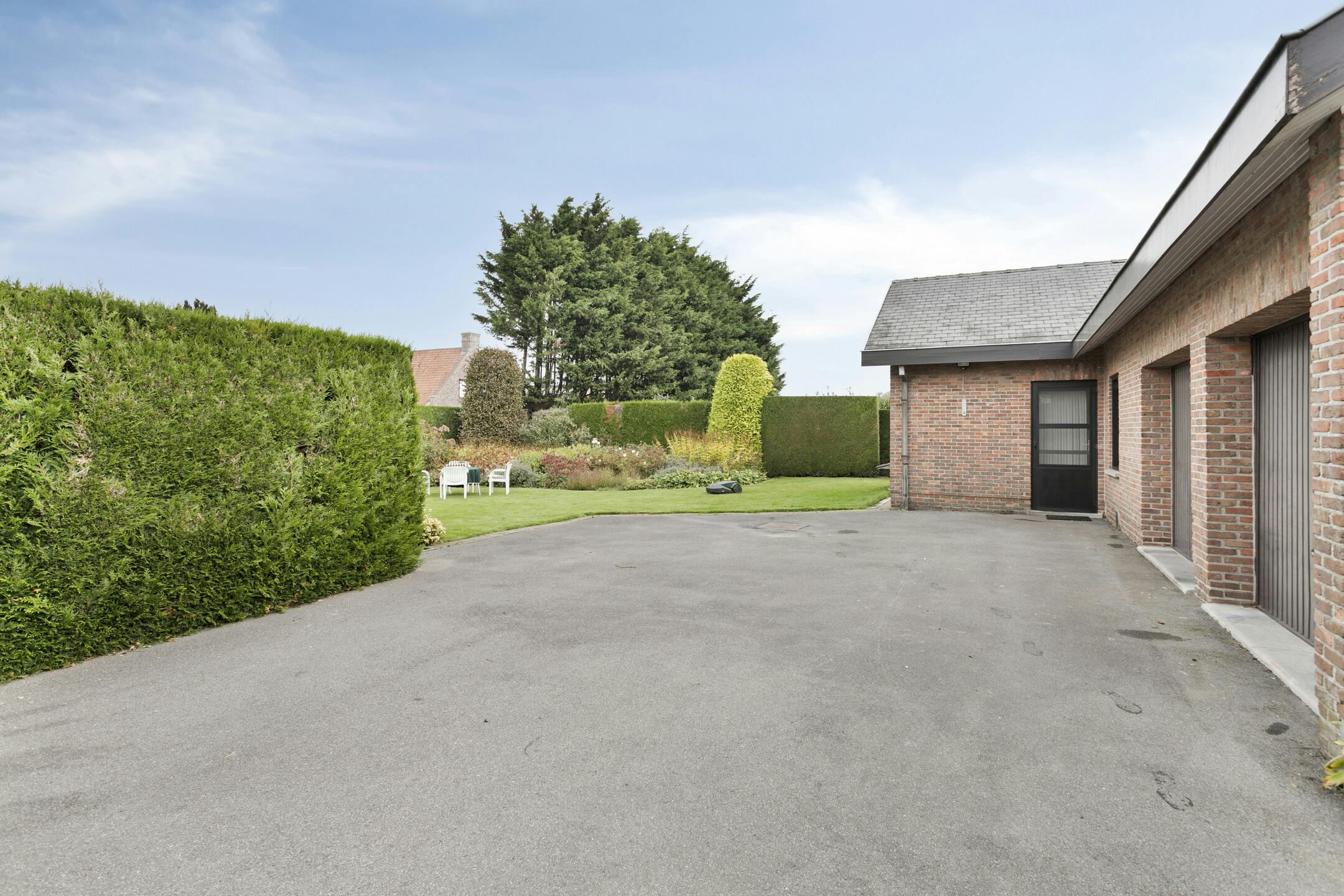 Gelijkvloers huis op ca. 1.417m² te koop in Sint-Baafs-Vijve foto 19