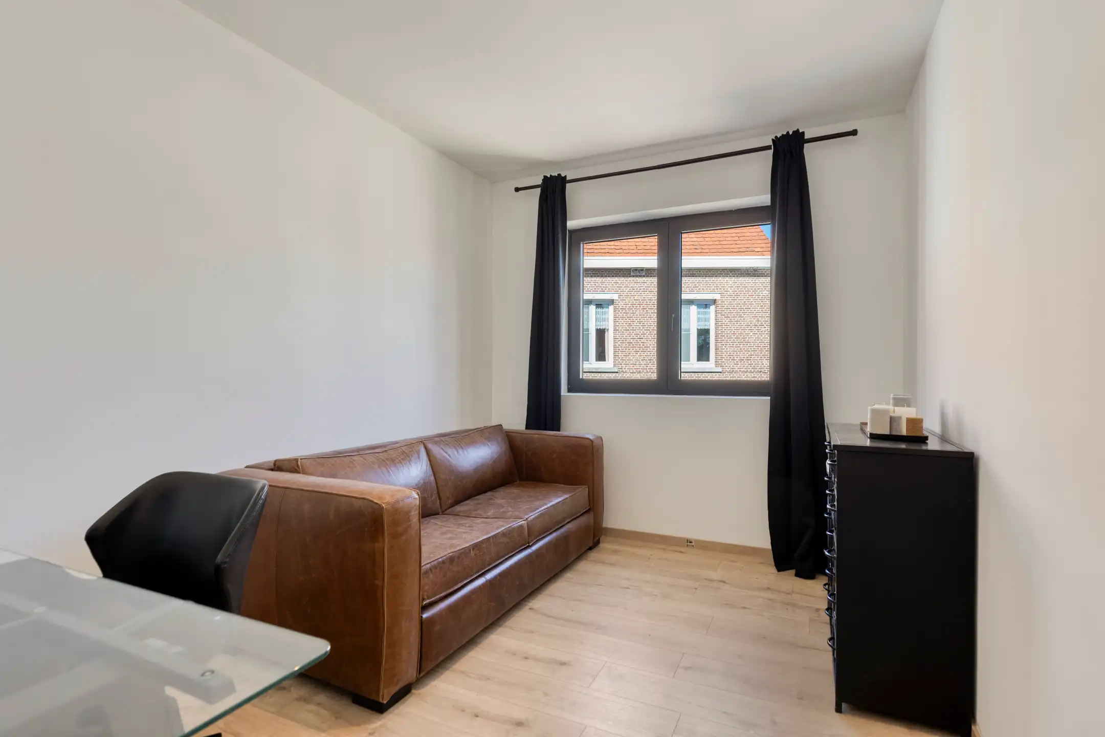 Trendy en lichtrijke woning met VEEL potentiëel foto 17