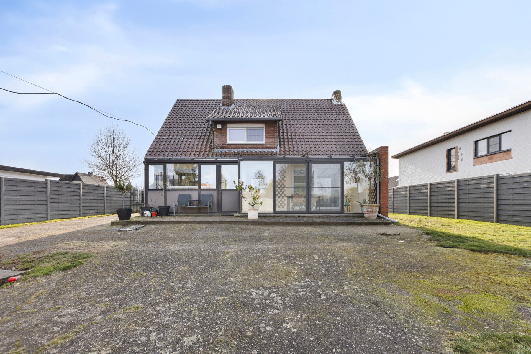 Ruim en stijlvol familiehuis, 4 Slaapkamers, grote tuin.  foto 33