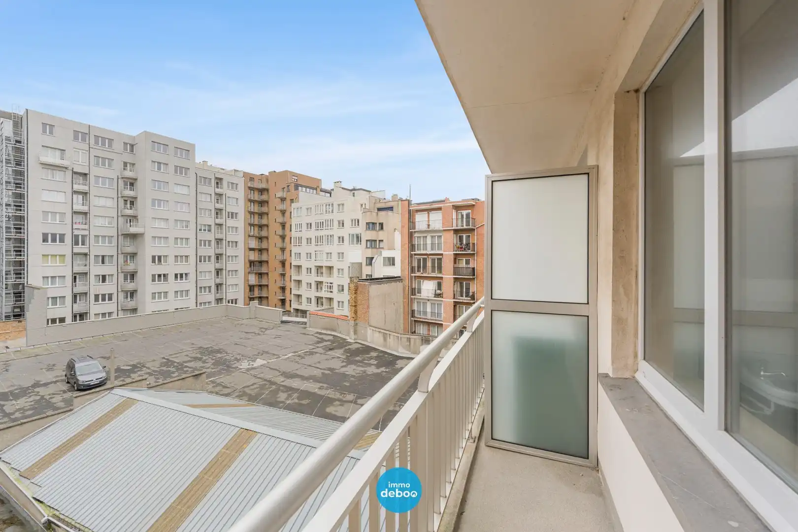 Ruim te renoveren appartement in het centrum van  Oostende foto 11