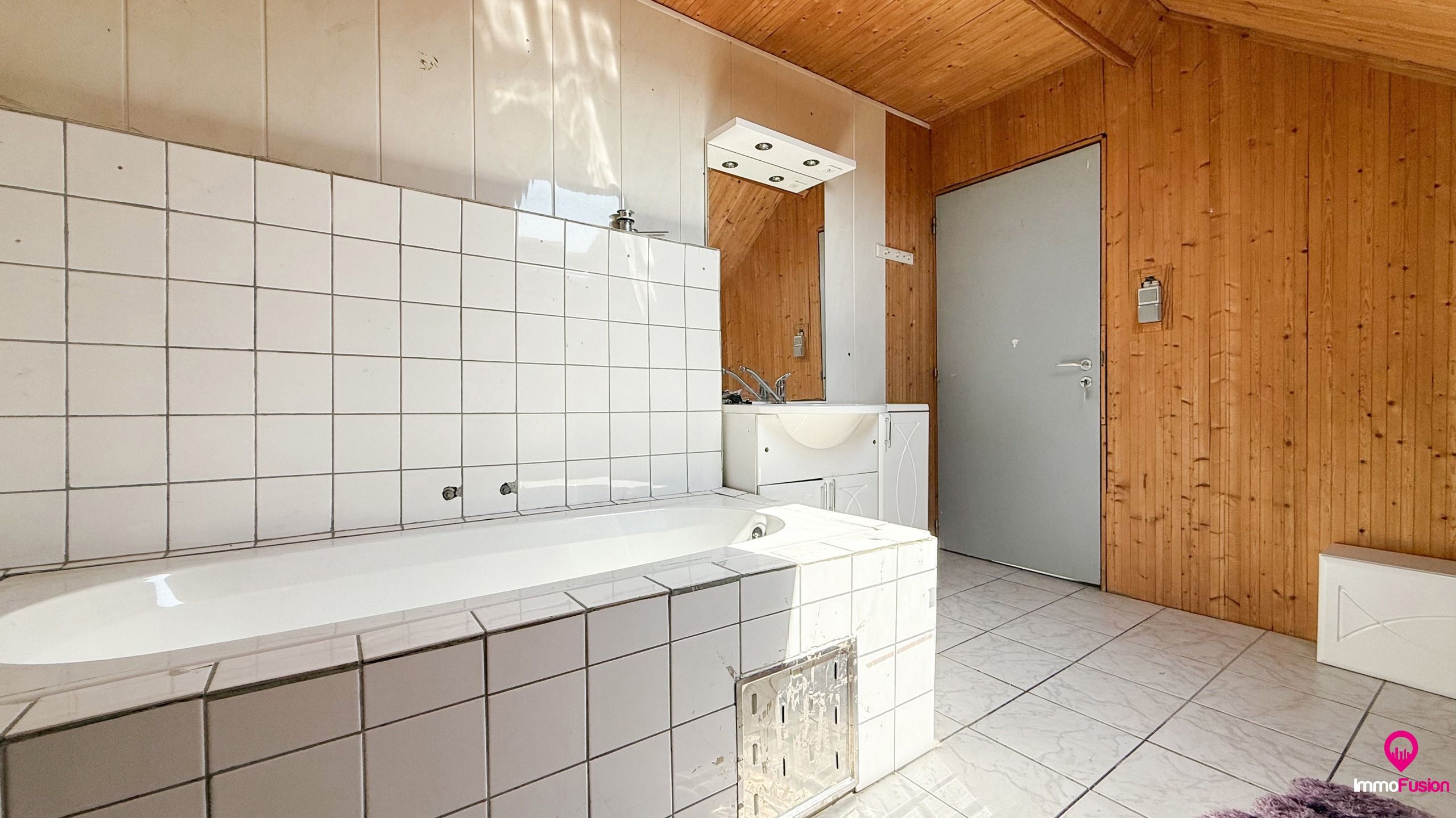 Gezinswoning met 3slpks en veel potentieel te Beringen!  foto 19