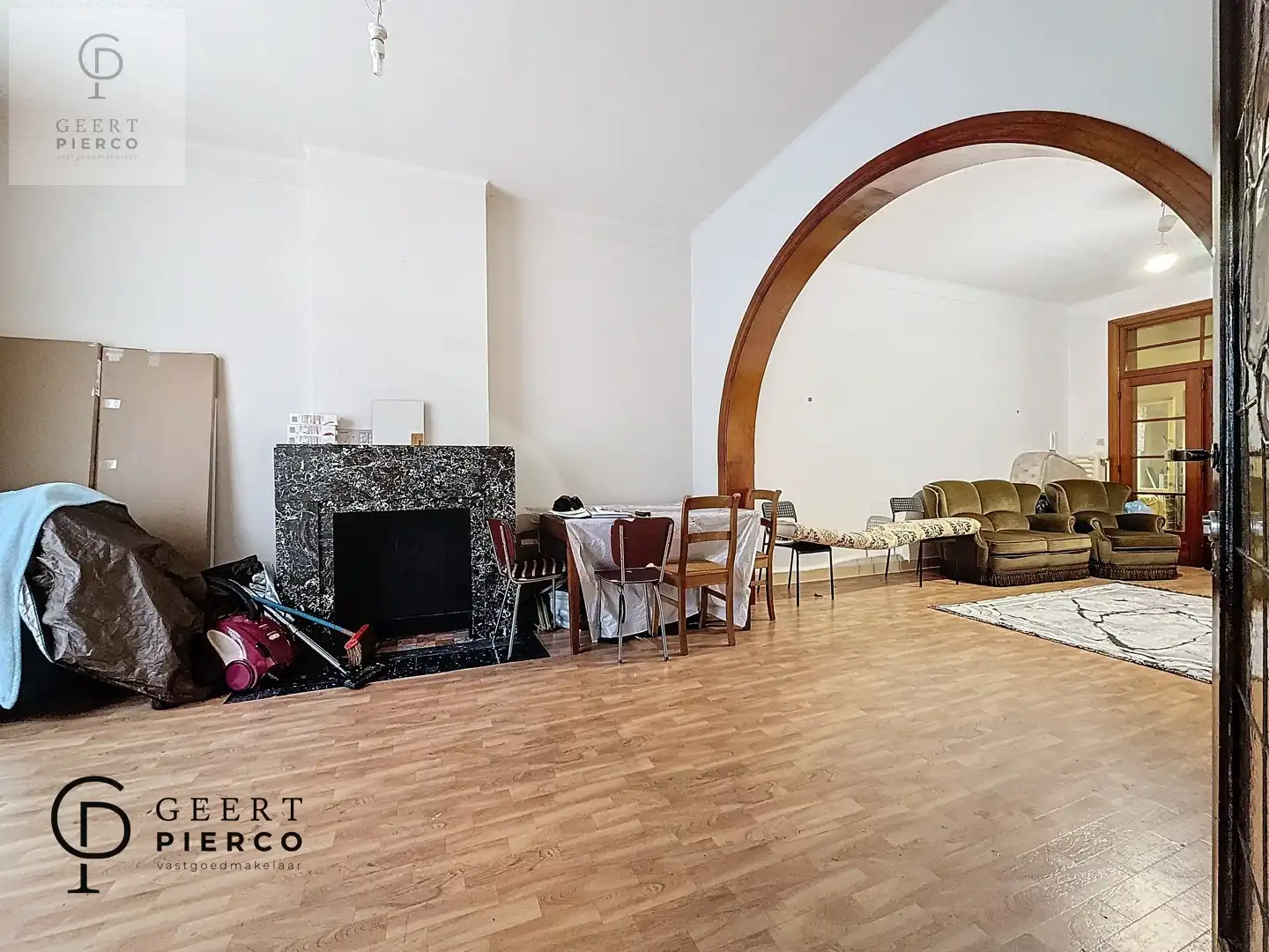 Statig Art Deco-pand met investeringspotentieel te Landen foto 3