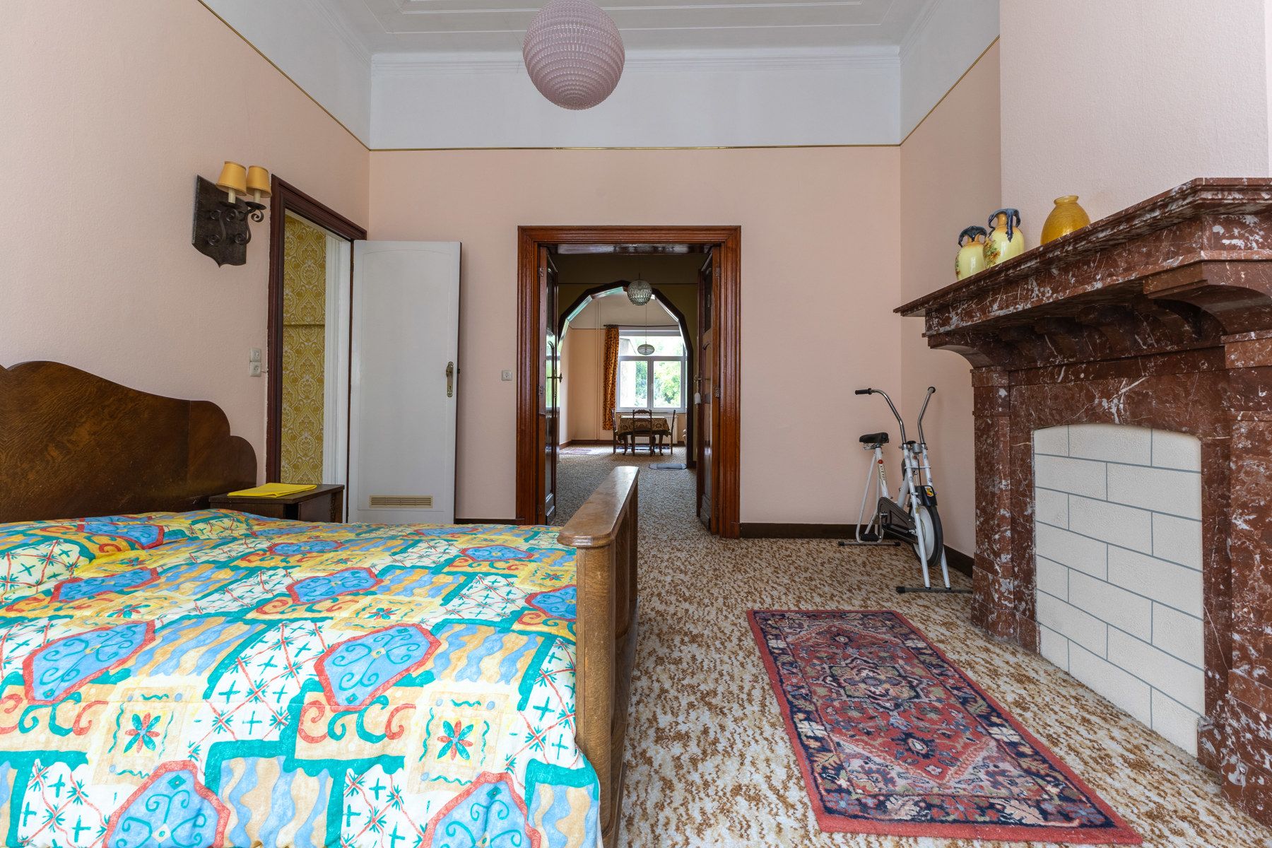 Zeer gunstig gelegen herenwoning met 5 slaapkamers en tuin foto 15
