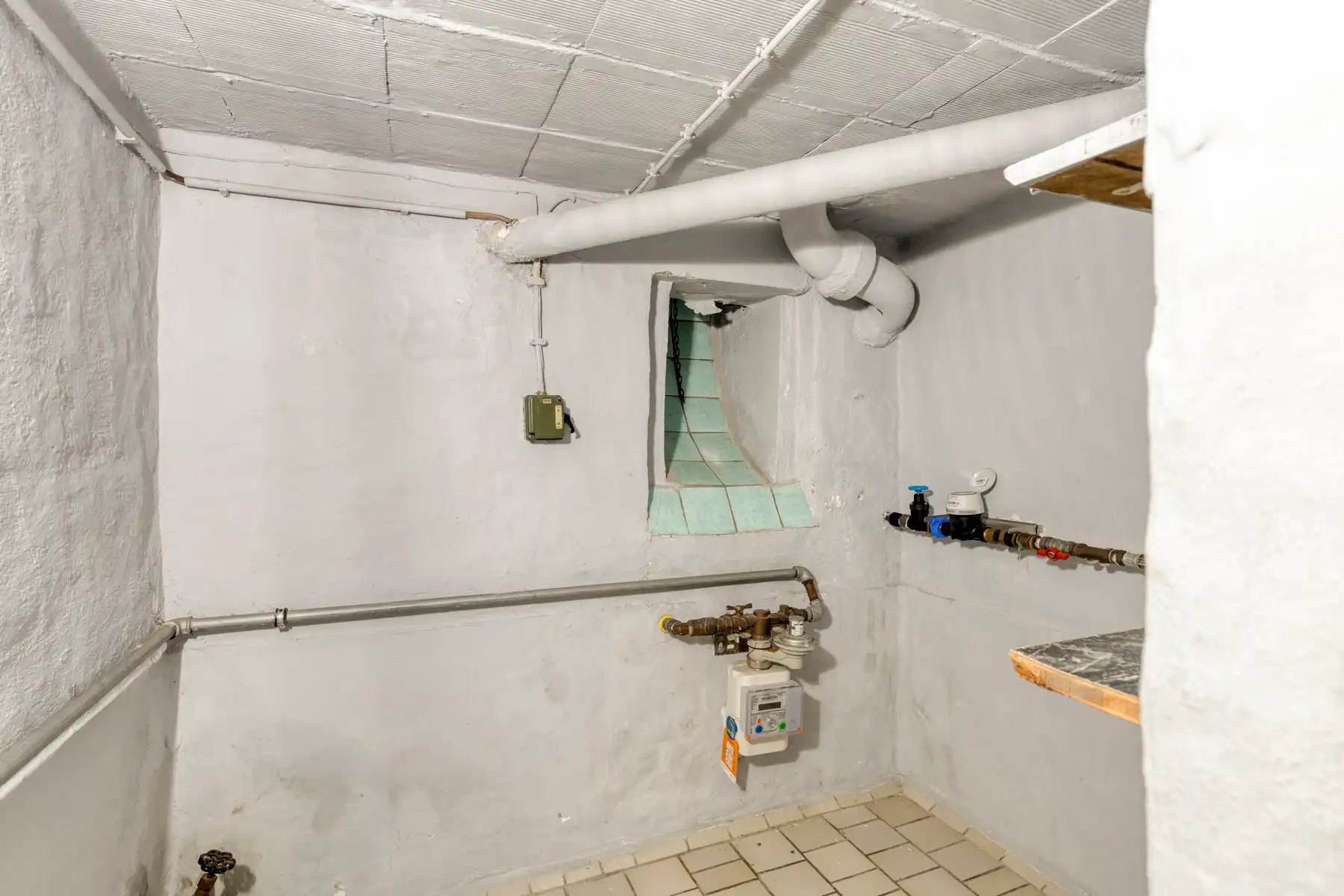 COMFORTABELE WONING MET TUIN, GARAGE EN 2 STAANPLAATSEN IN HET CENTRUM VAN ASSE! foto 20