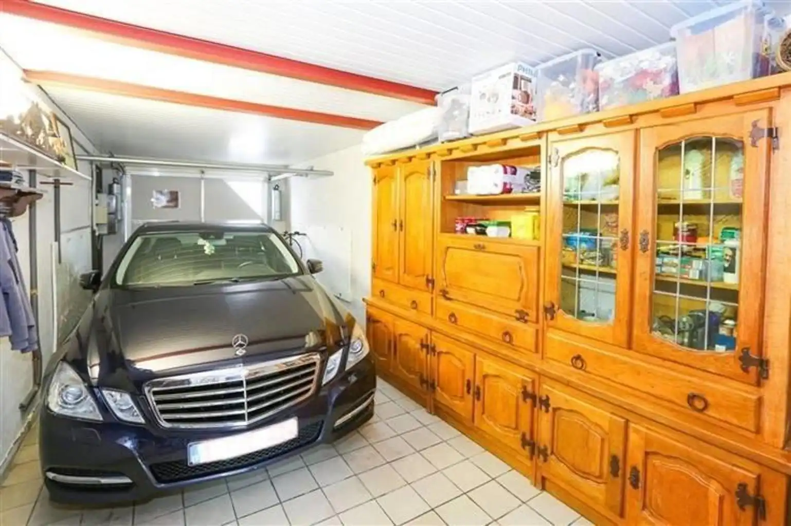 Te koop: te renoveren rijwoning op toplocatie foto 6