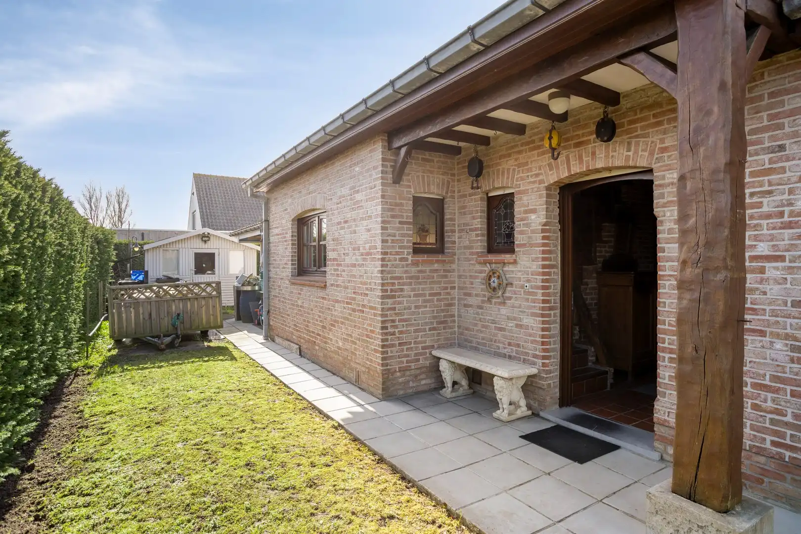 Alleenstaande woning in een doodlopende straat in een residentiële wijk! foto 31