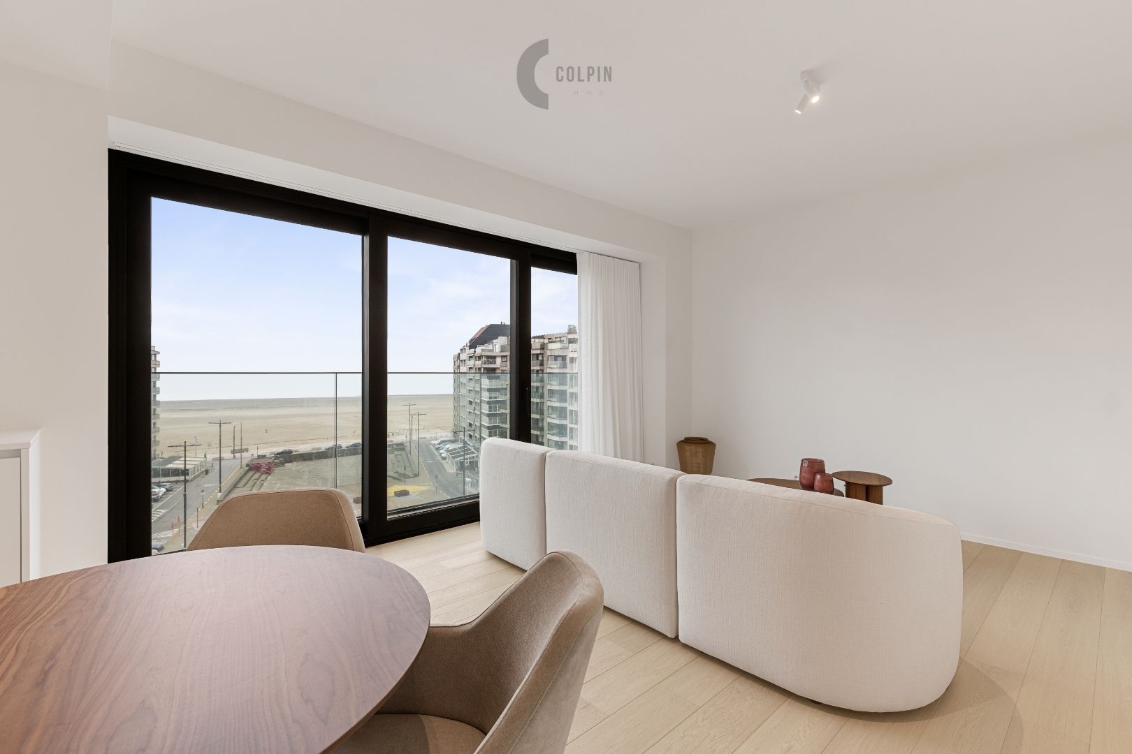 Luxe nieuwbouwappartement met zeezicht in Heldentoren, Knokke-Heist. foto 4