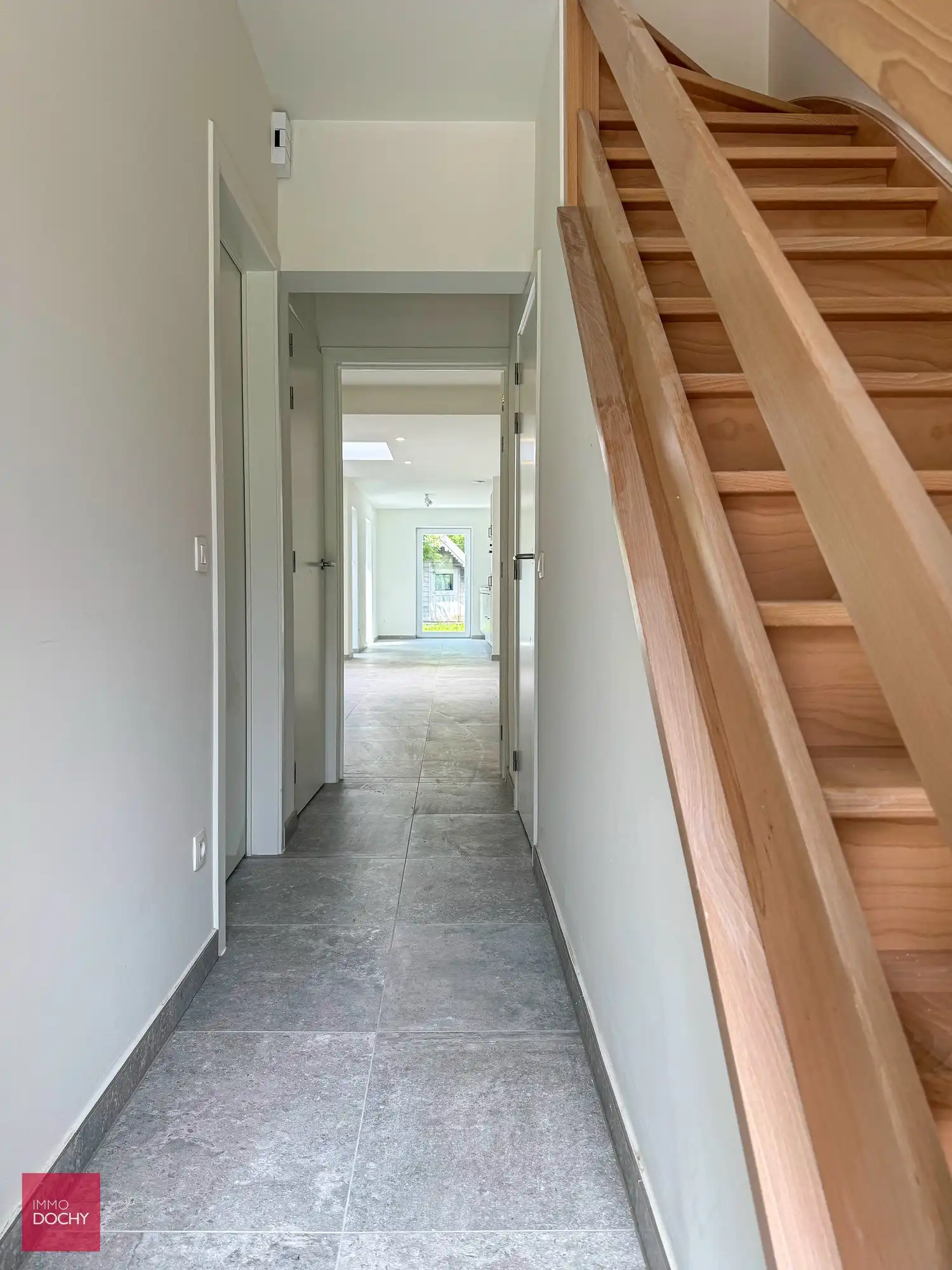 Volledig gerenoveerde woning op fietsafstand van centrum | Marksesteenweg foto 3