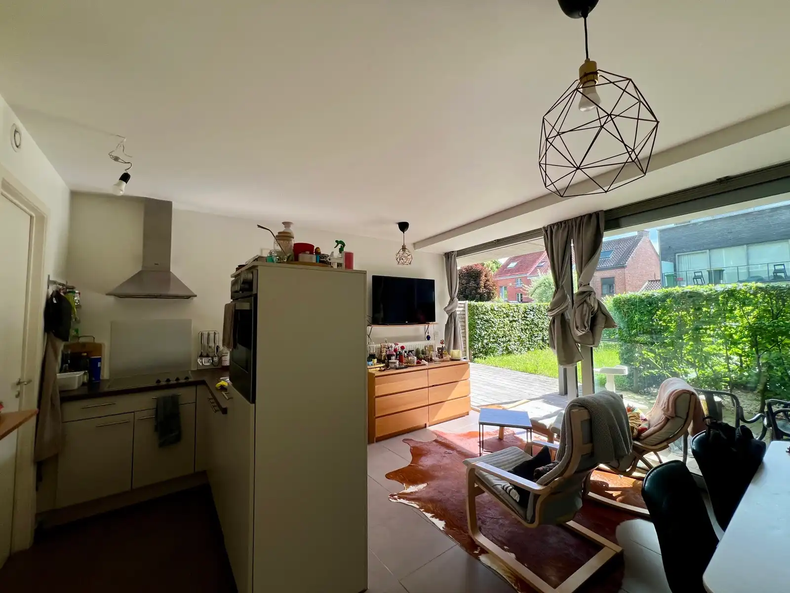 Gelijkvloers appartement met tuin foto 3