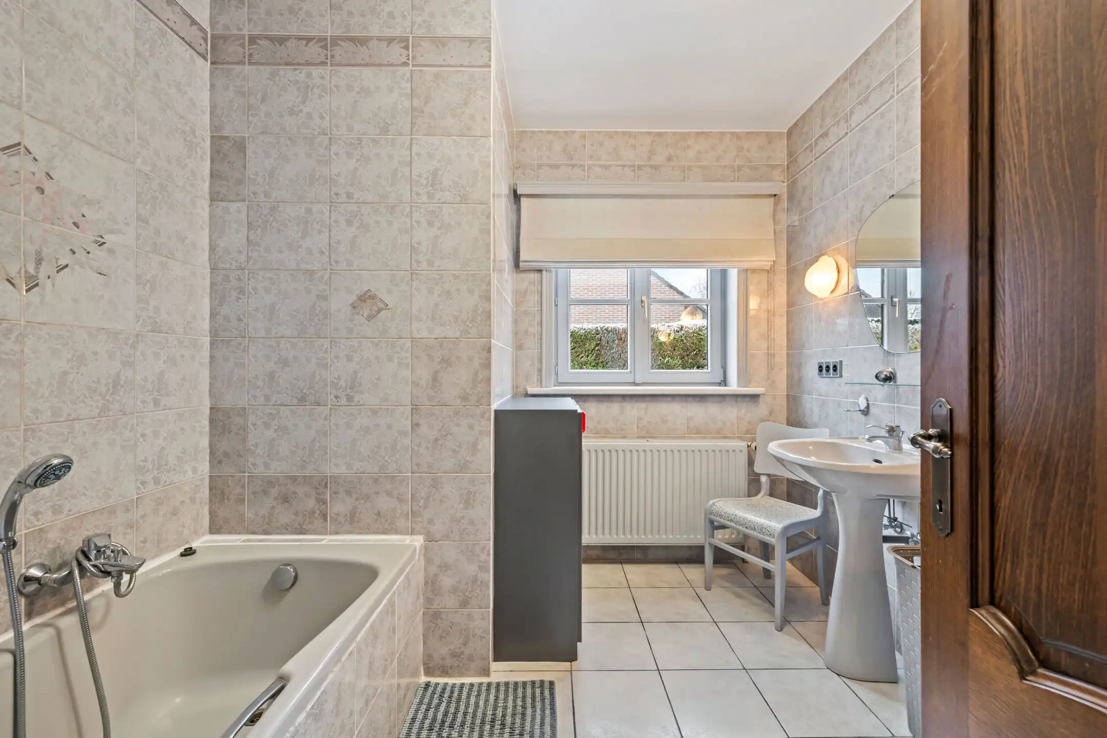 Statige villa 4 (5) slpk met grote tuin foto 22