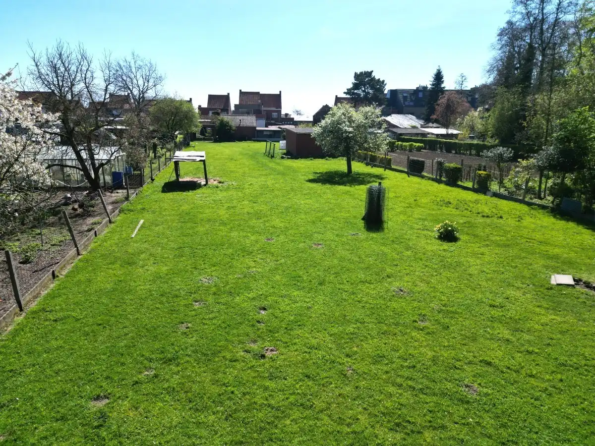 Zonnebeke – Woning met weide en uitweg achteraan foto 2