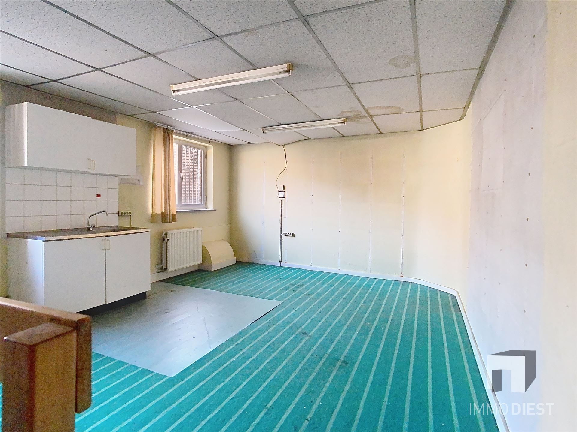 Handelspand met woonst – werken én wonen onder één dak voor slechts € 295.000 foto 10