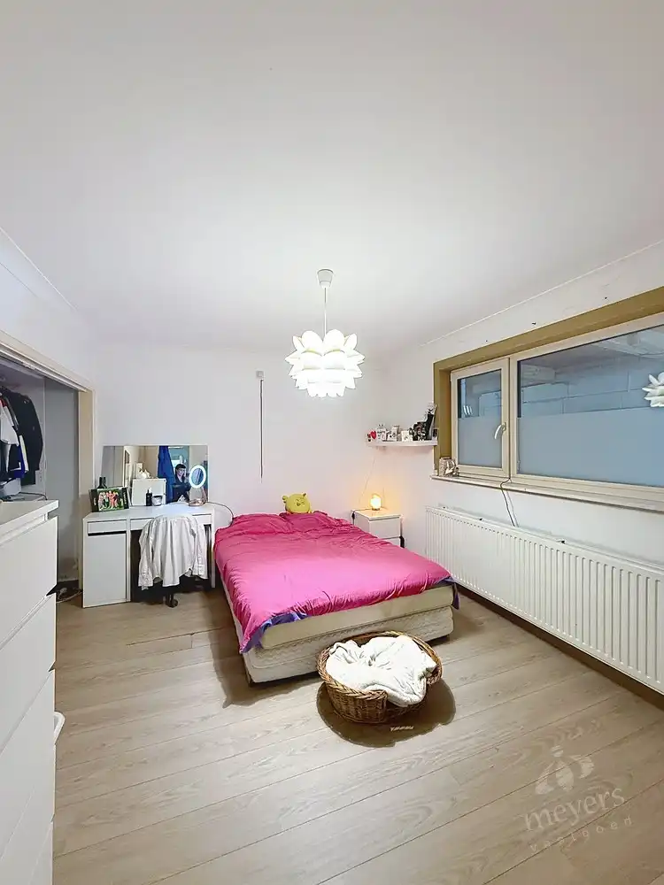 Te renoveren gelijkvloerse woning op een ruim, groen perceel in Hasselt foto 10