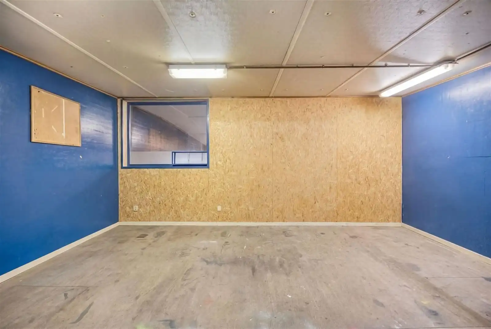 Loods met woning en loft te koop foto 9
