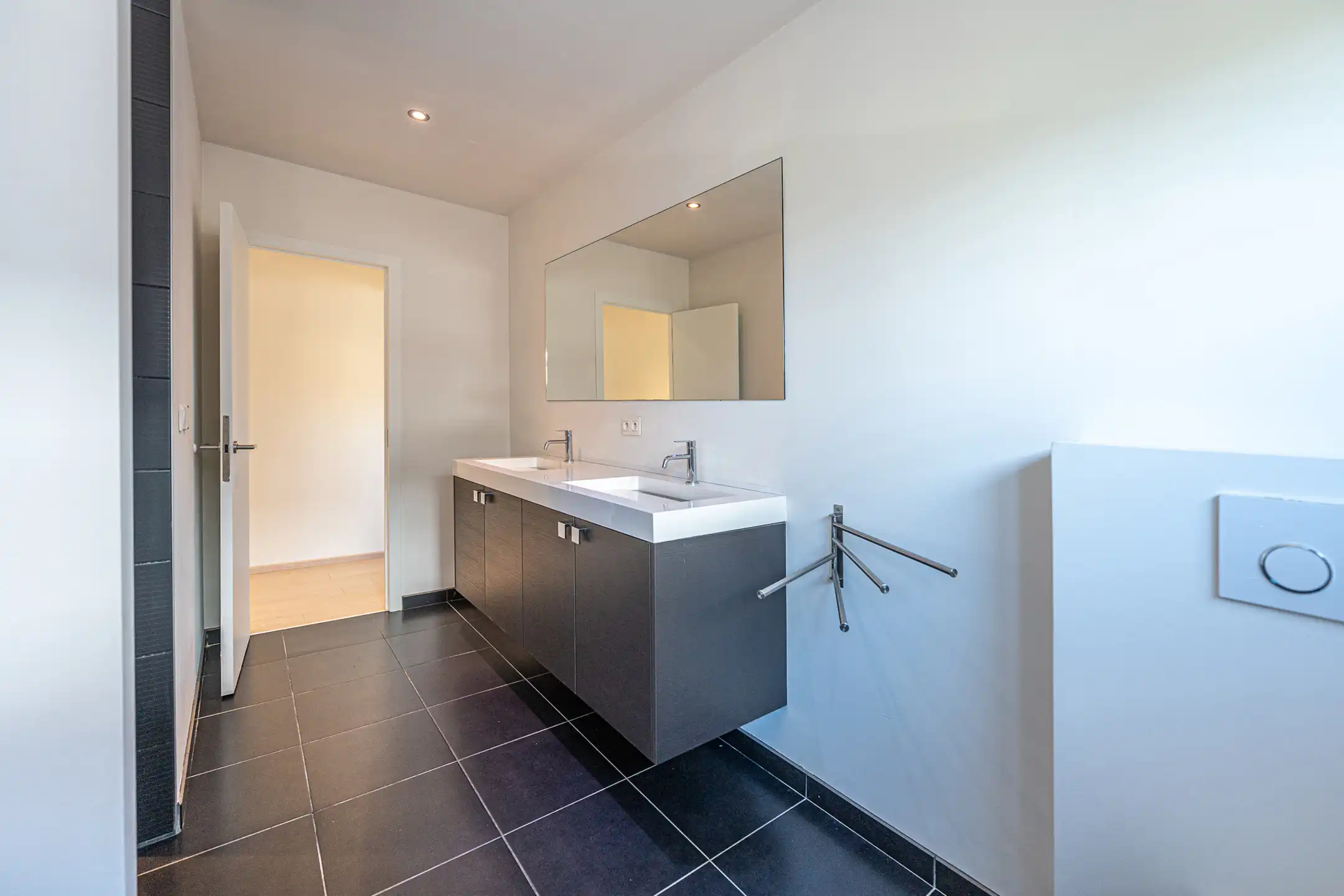 Instapklare woning op topligging foto 14