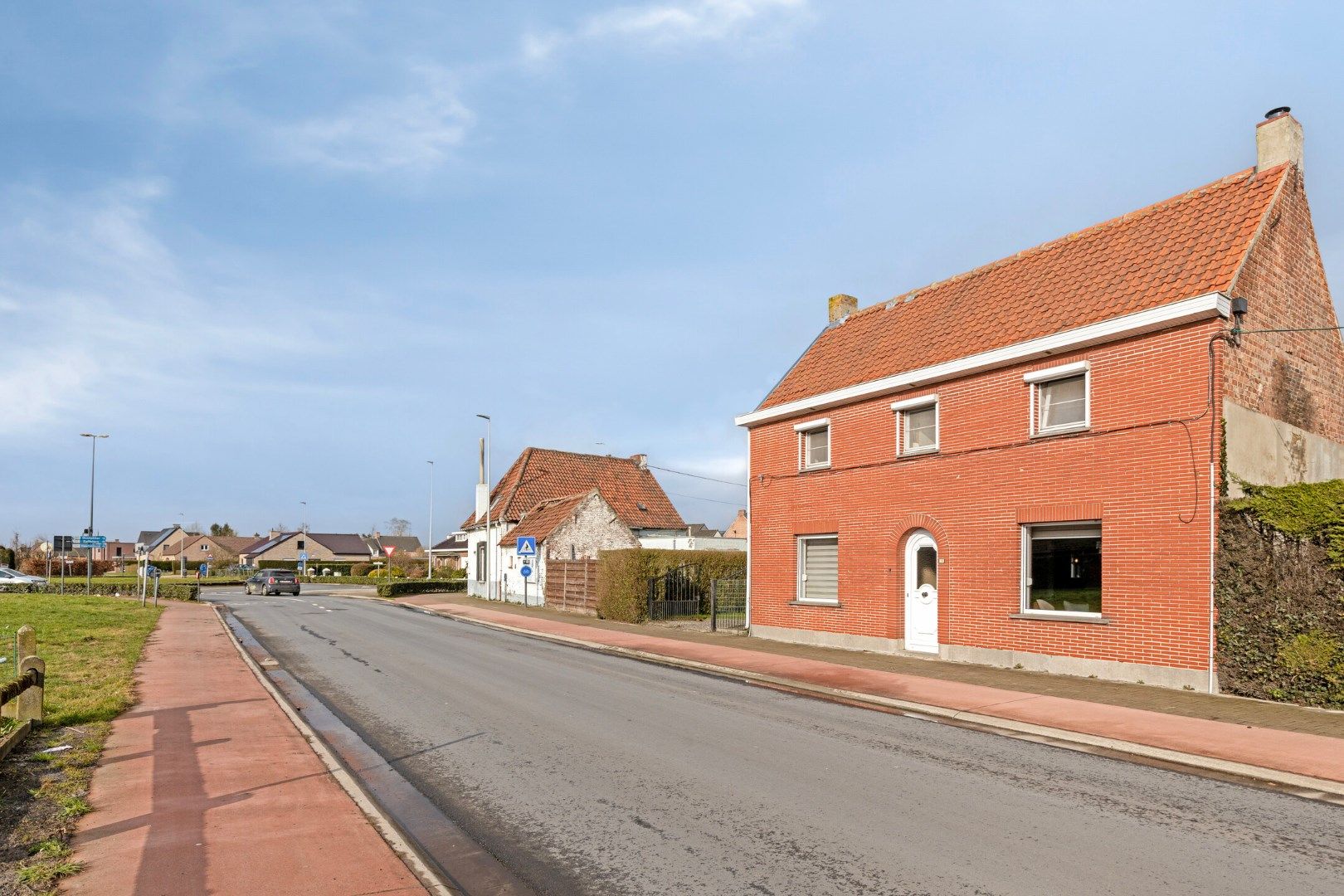 Te renoveren woning  met 3 slaapkamers en tuin in Lochristi. foto 16