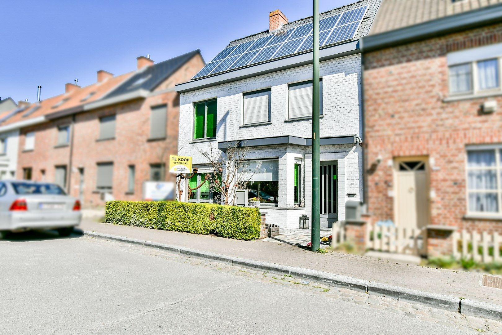 Hoofdfoto van de publicatie: Te renoveren woning in het hart van Torhout!