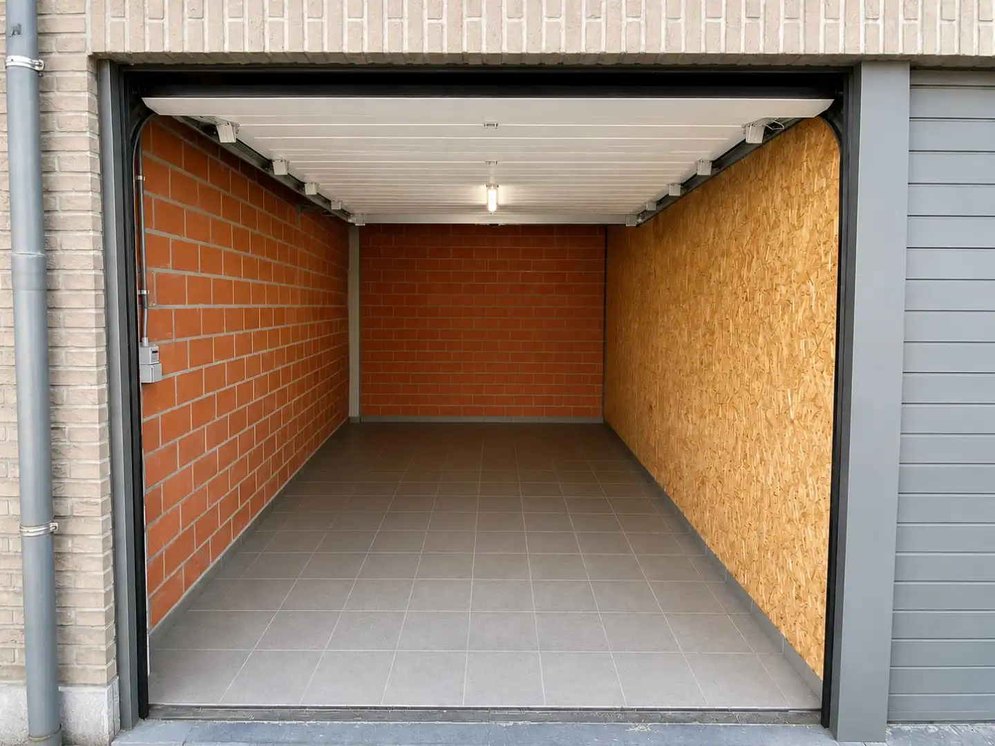 Duplex 3-slaapkamer appartement met garage foto 12