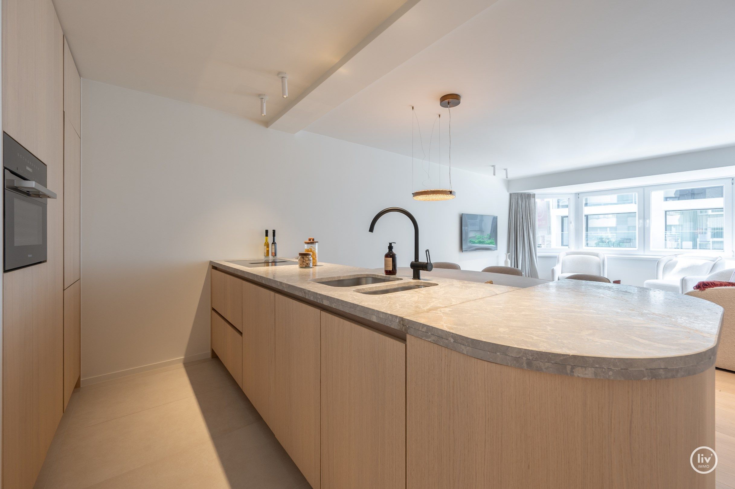 Gezellig gerenoveerd 3 slaapkamerappartement centraal gelegen op de Parmentierlaan te Knokke.  foto 6