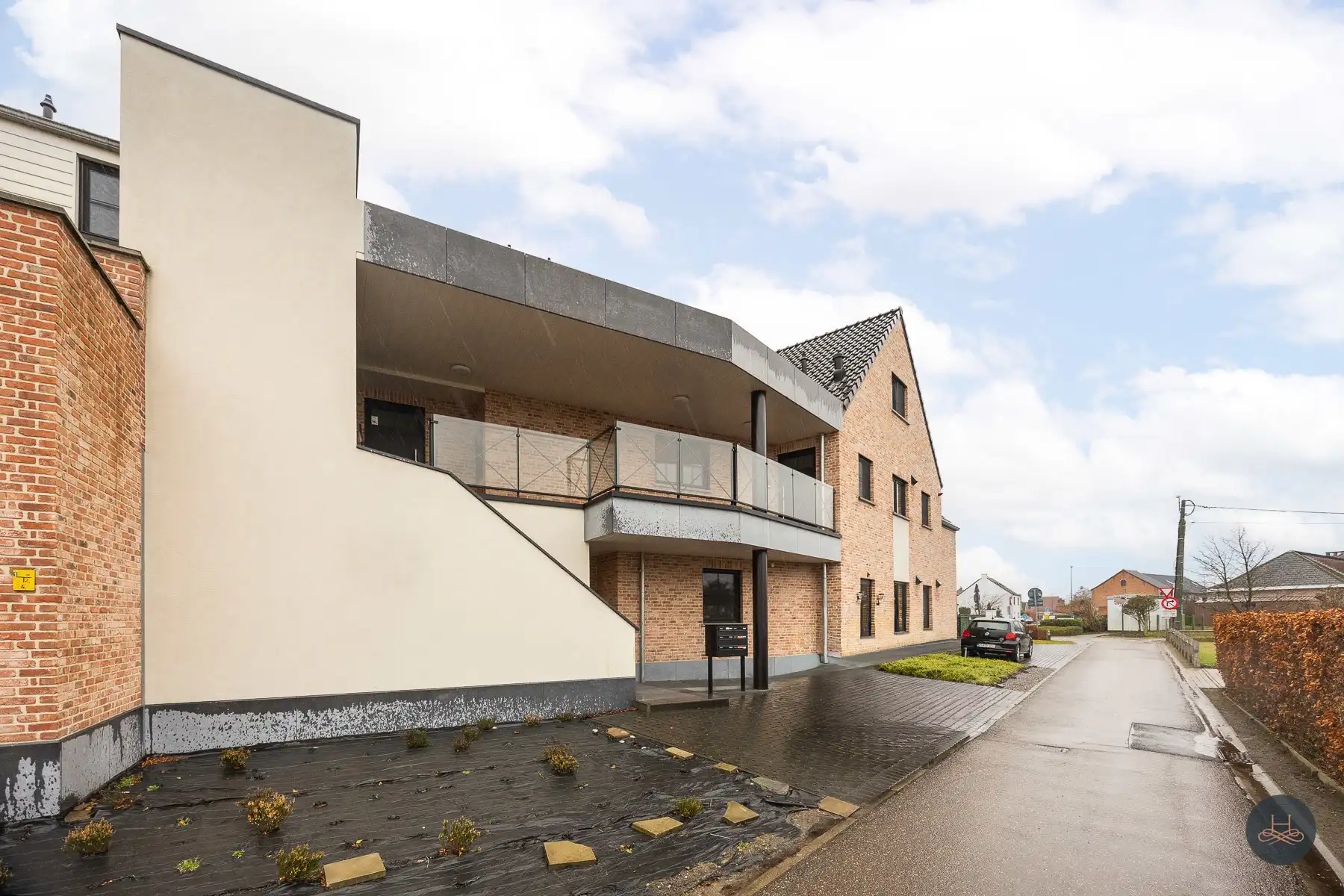 Energiezuinig, modern duplex appartement uit 2022 met terras foto 3