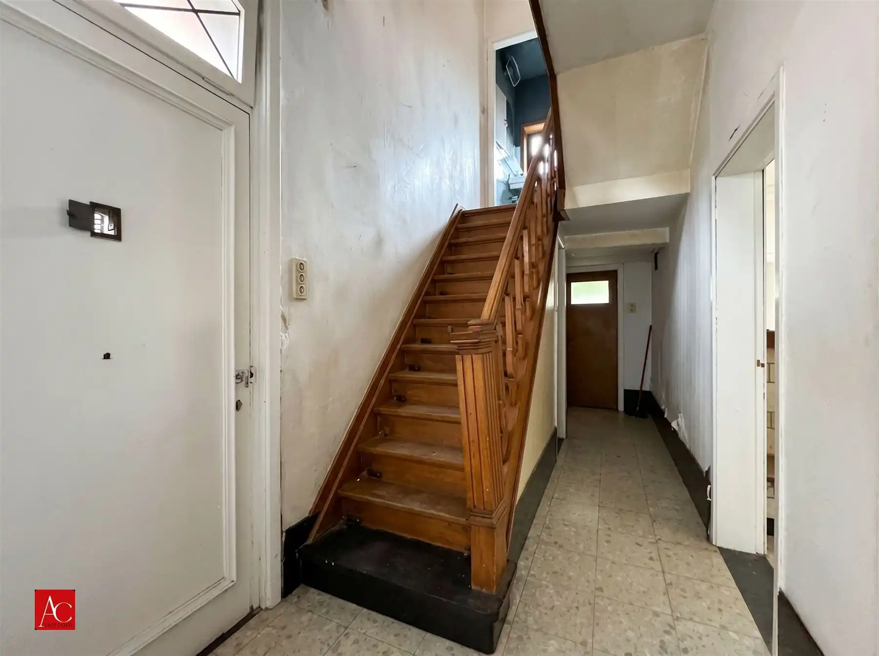 Degelijke renovatiewoning te Stekene foto 4