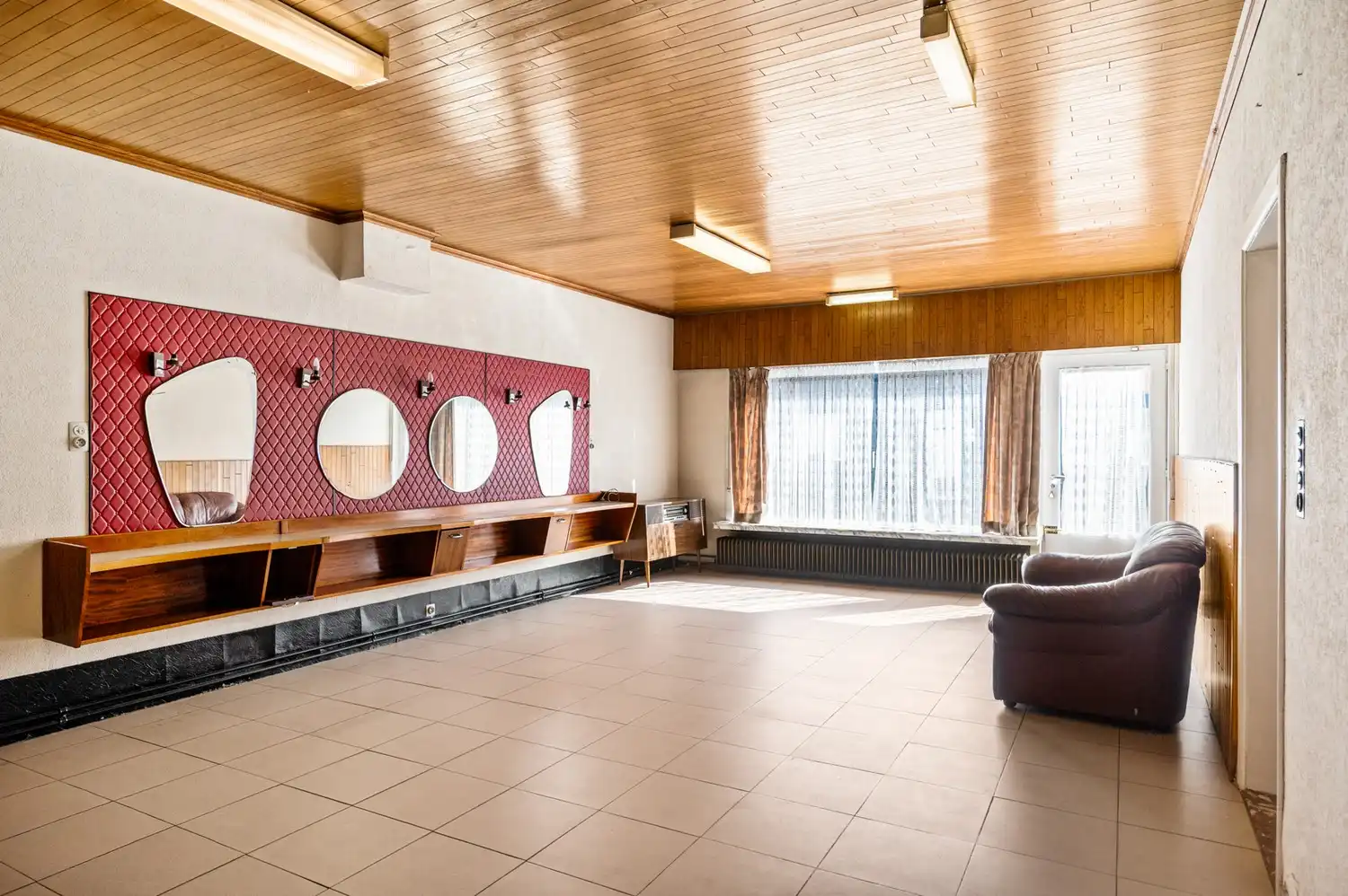 Te renoveren woning met 3 slpkrs in centrum Grootlo foto 9