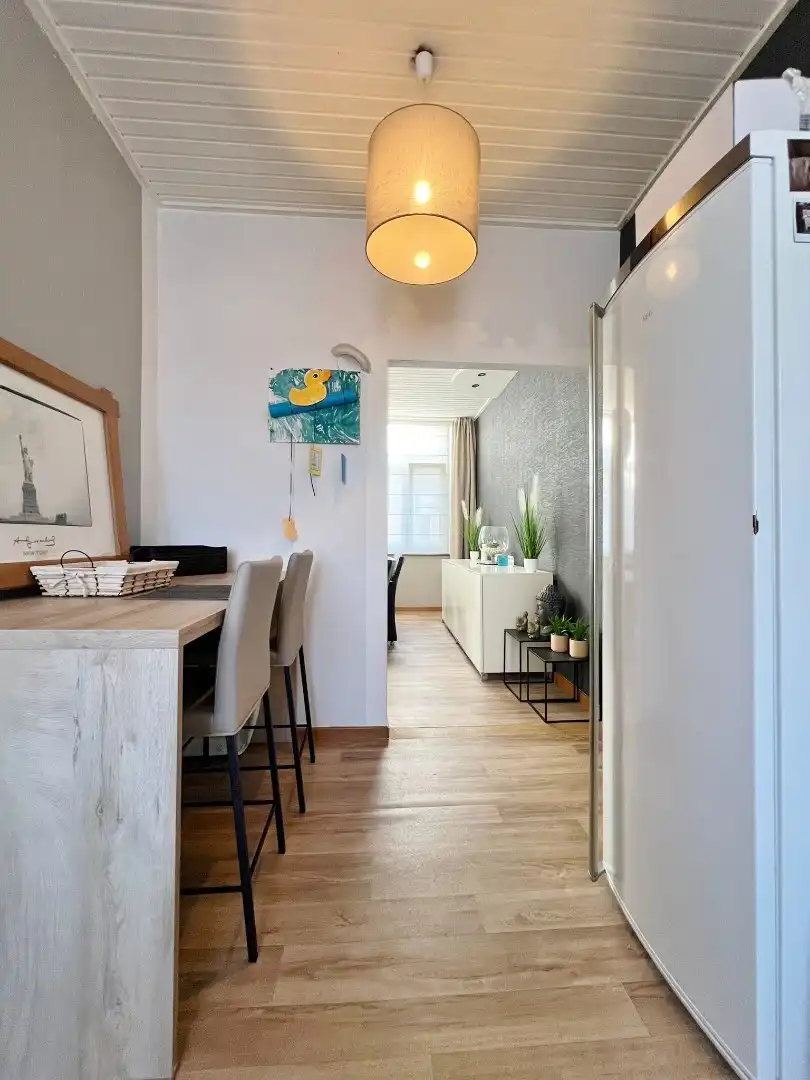 Duplex appartement met 3 slaapkamers en terras op wandelafstand van de markt.  foto 8