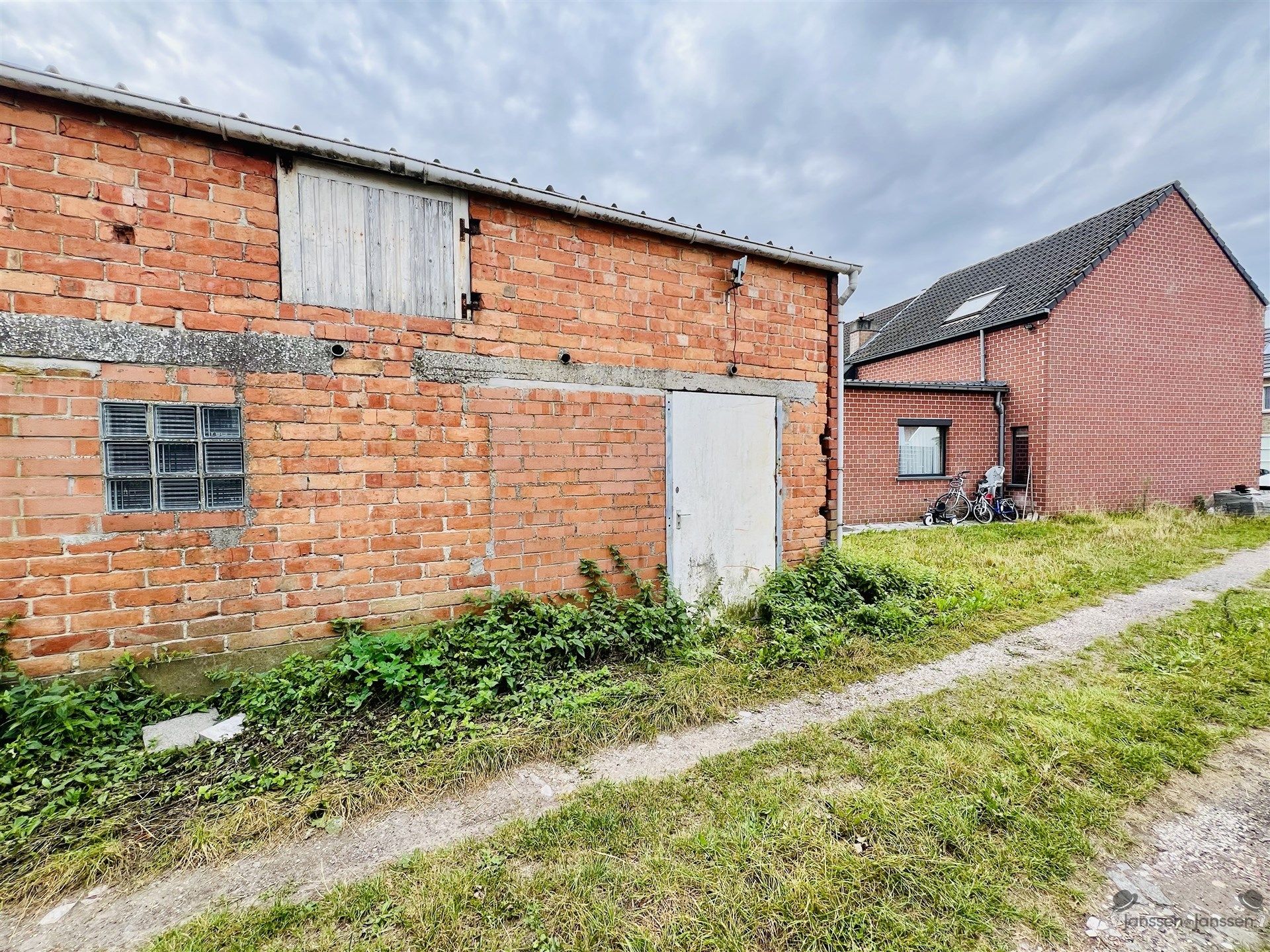 HOB met 2 slaapkamers foto 12