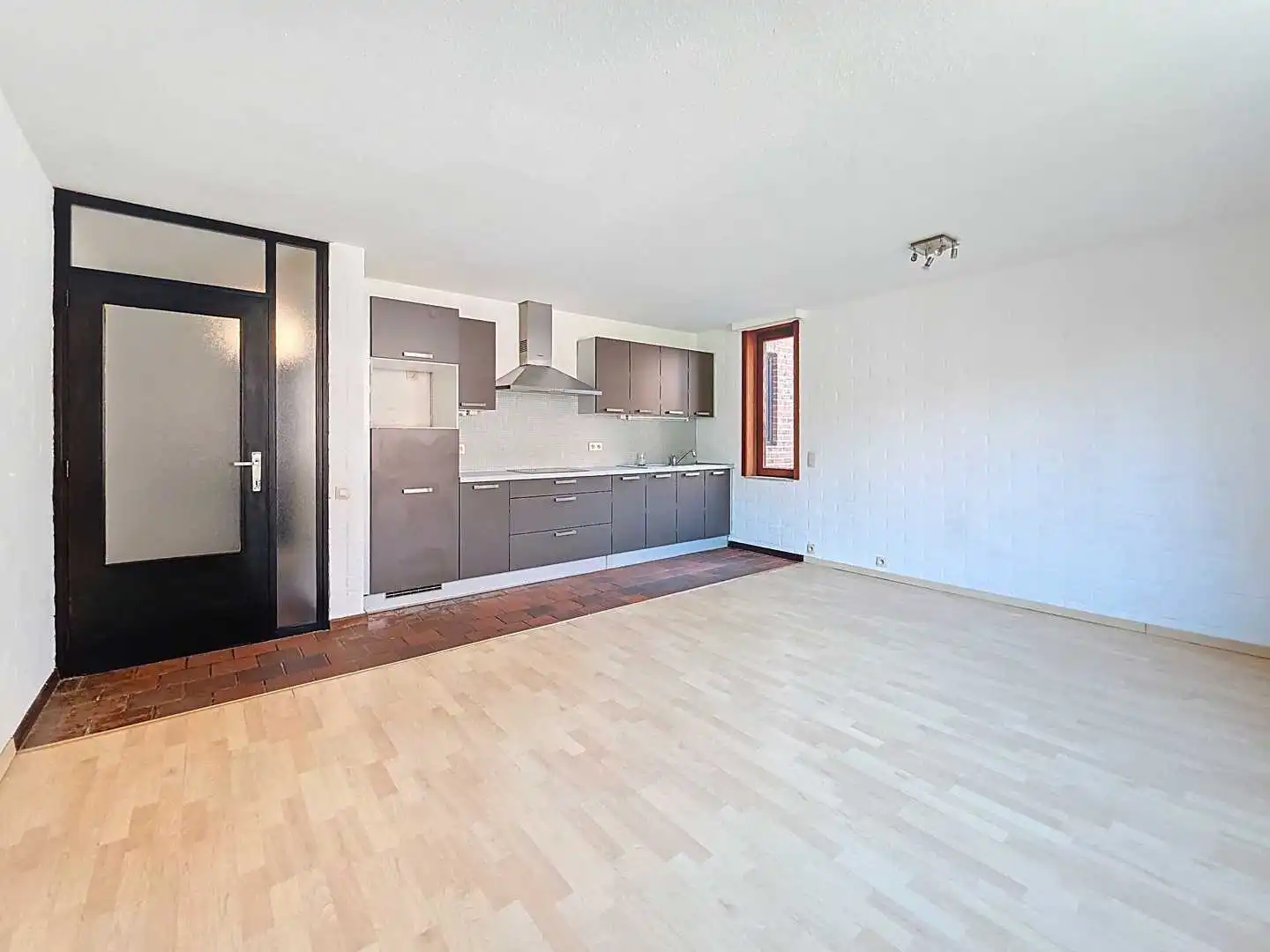 Interessant investeringsappartement met 2 slaapkamers op topligging nabij het maritiem park foto 4