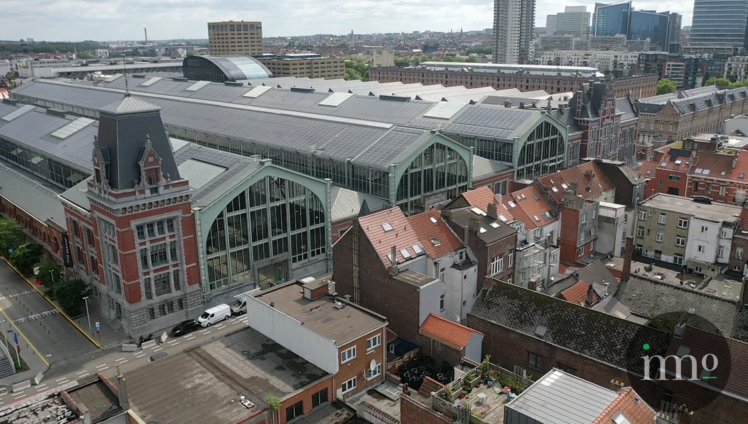 Opbrengsteigendom tegenover Gare Maritime – Tour & Taxis foto 3