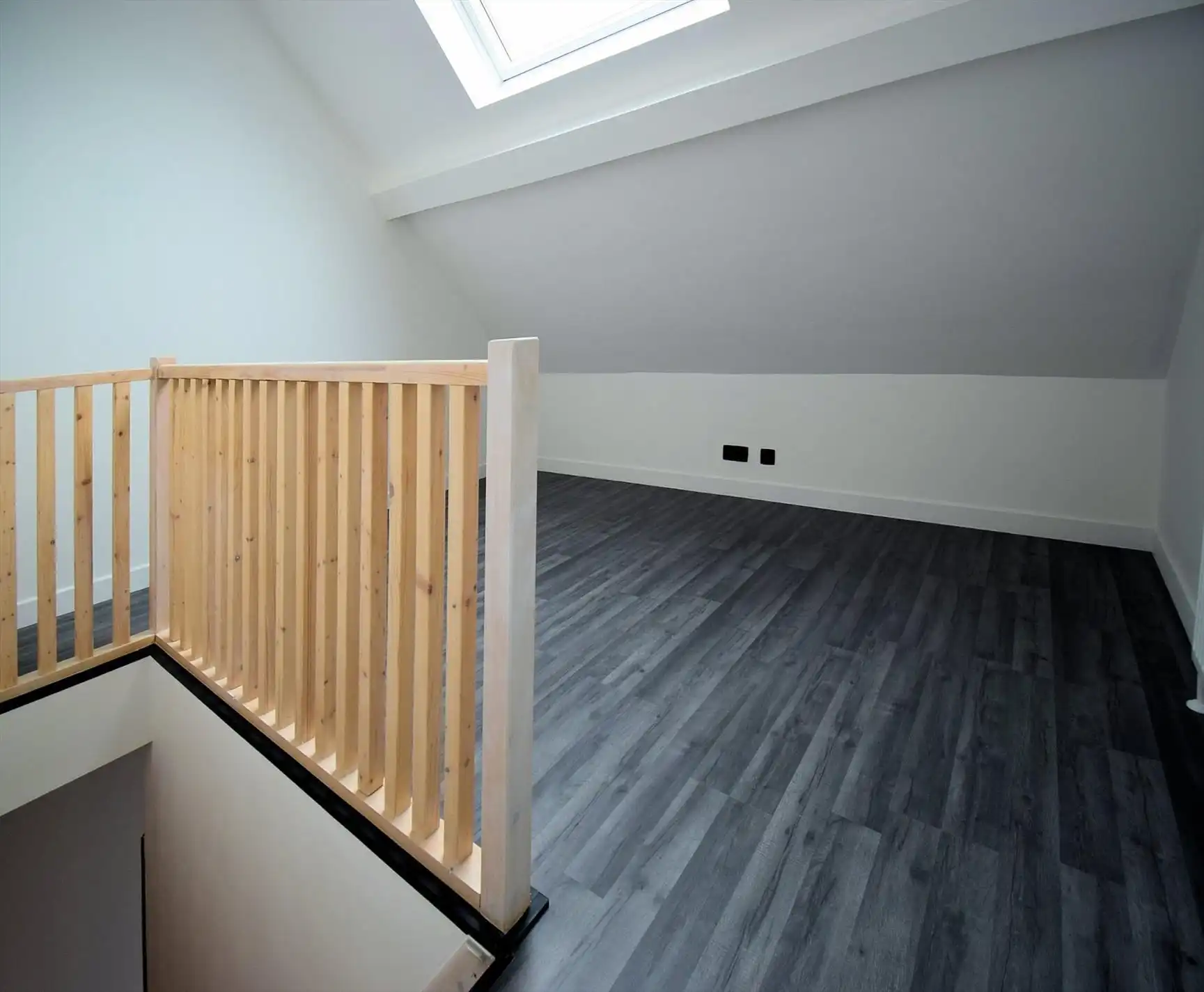 RUIME INSTAPKLARE RIJWONING DICHTBIJ HET CENTRUM  foto 10