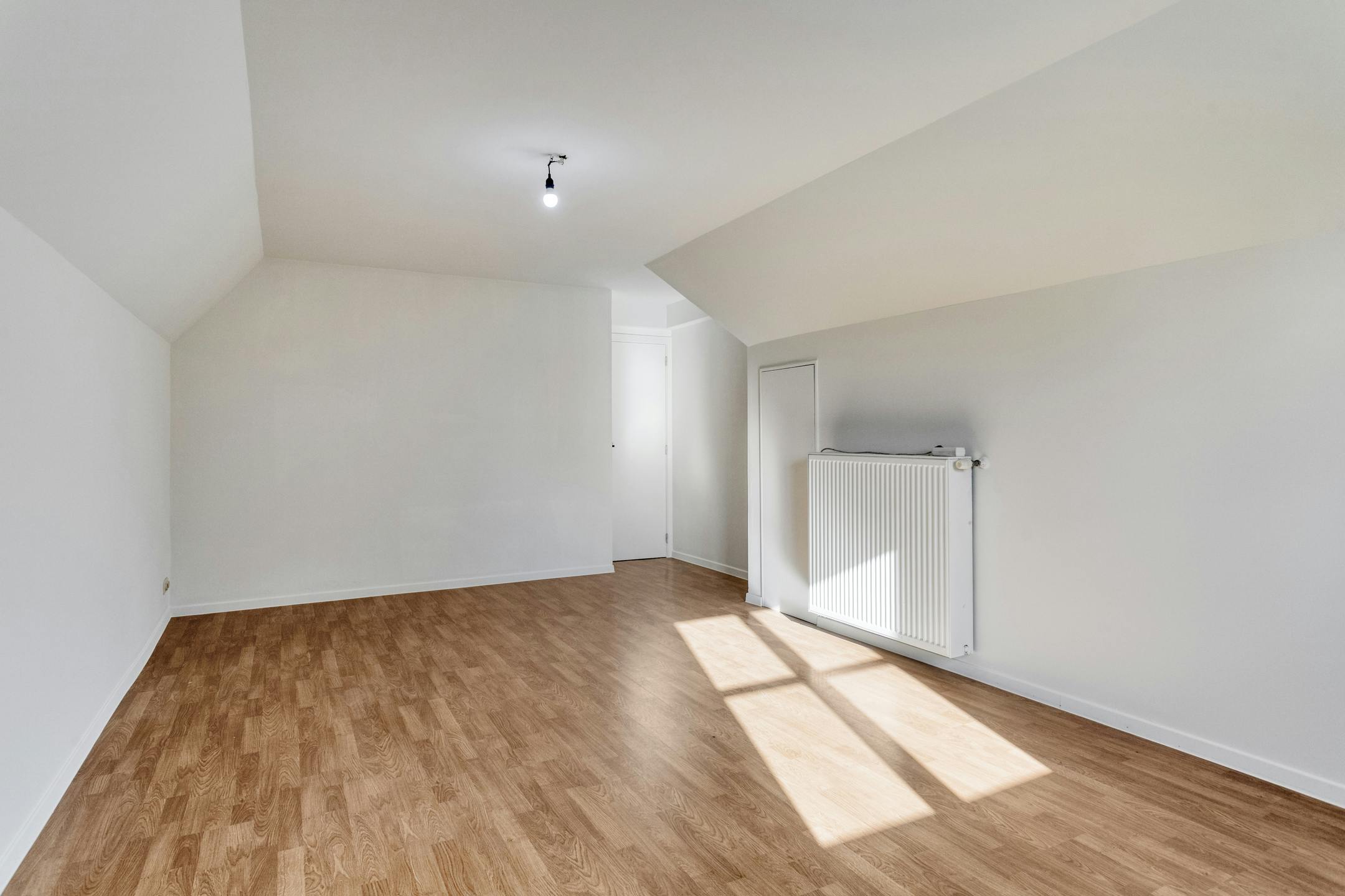 Alleenstaand huis met 4 kamers te koop in Beveren- Leie foto 21