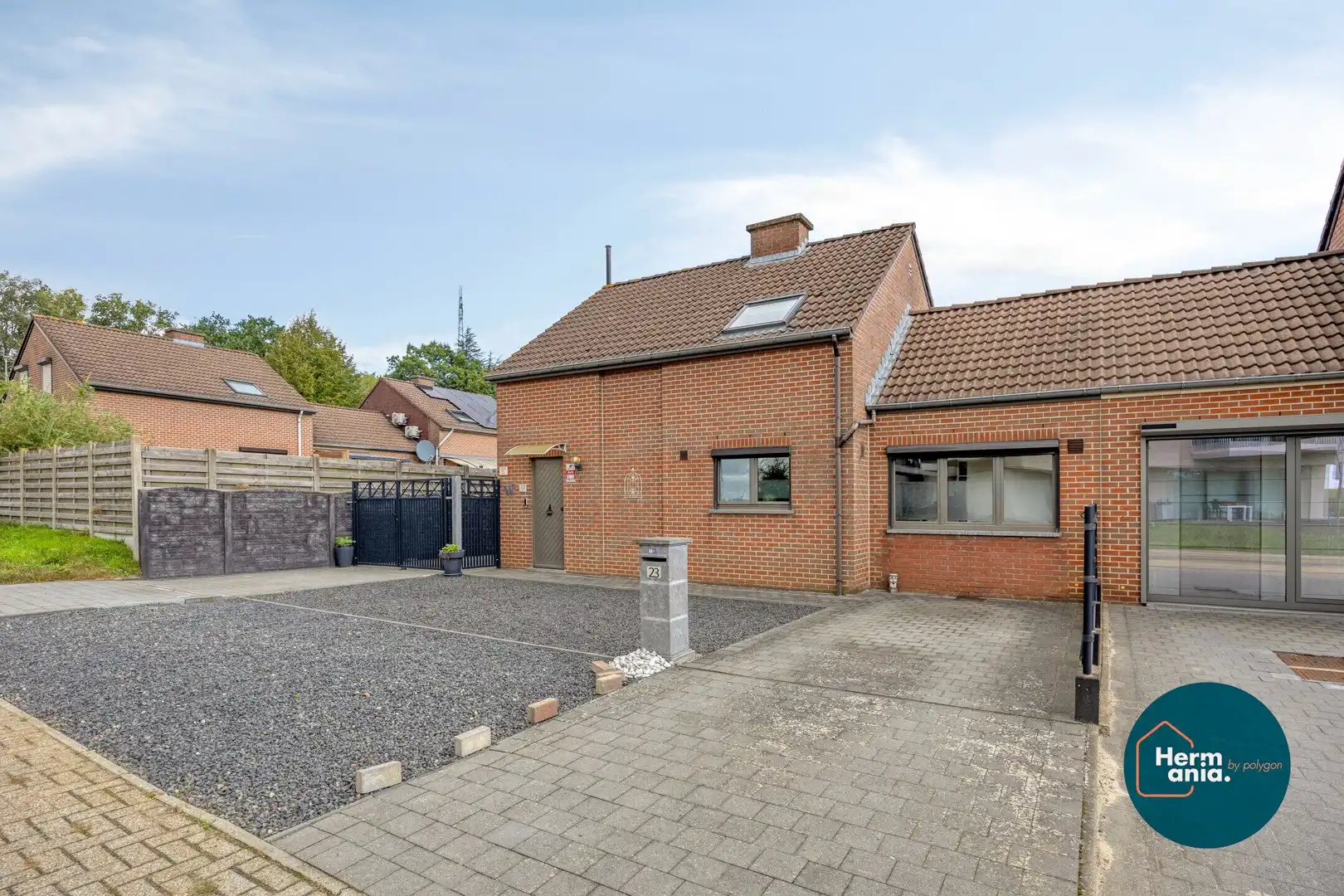 Gezellige gezinswoning met 3 slaapkamers en recente bijbouw in Houthalen-Helchteren. foto 3