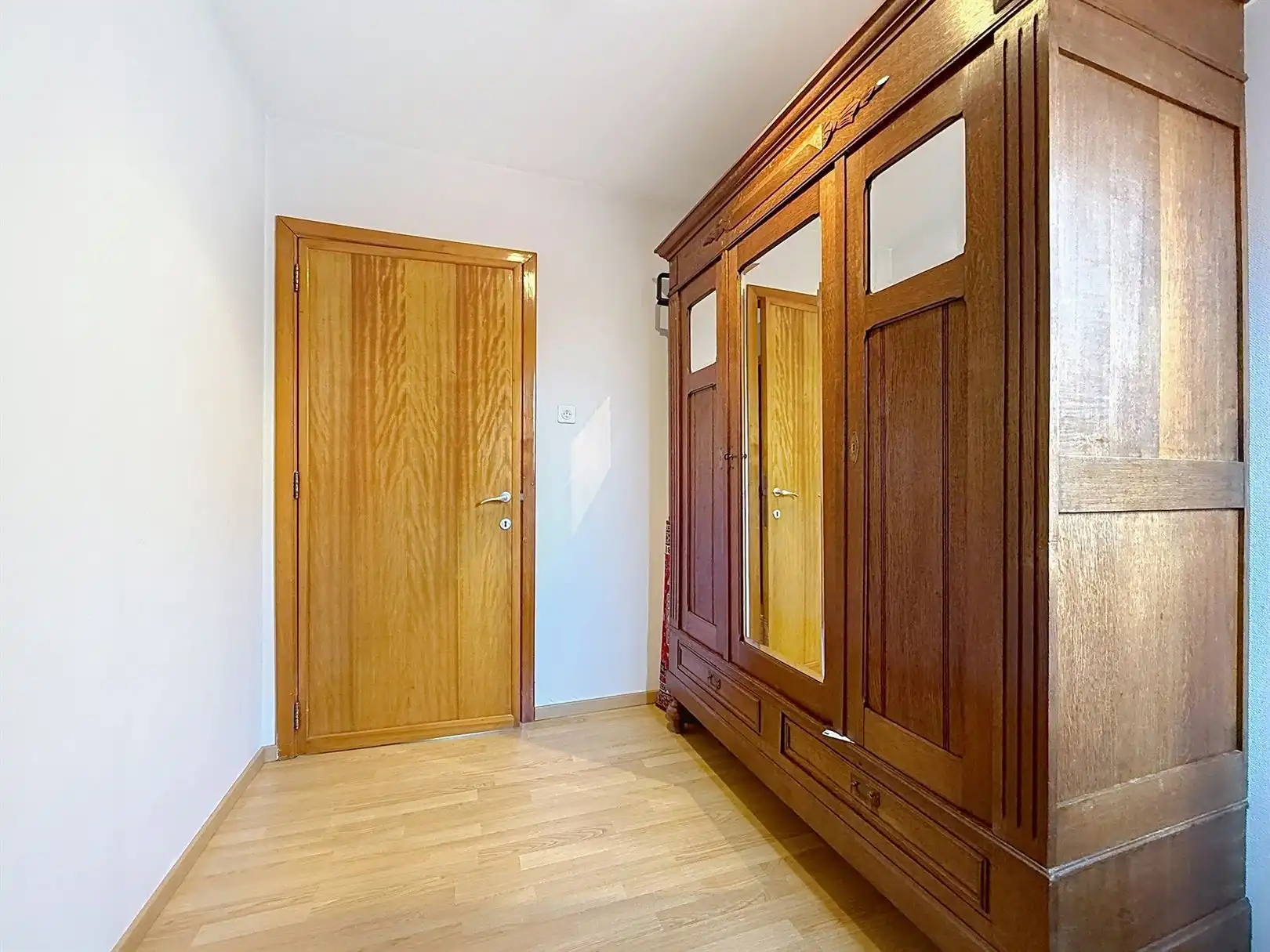Ruime woning met extra woon- of werkpotentieel  foto 54