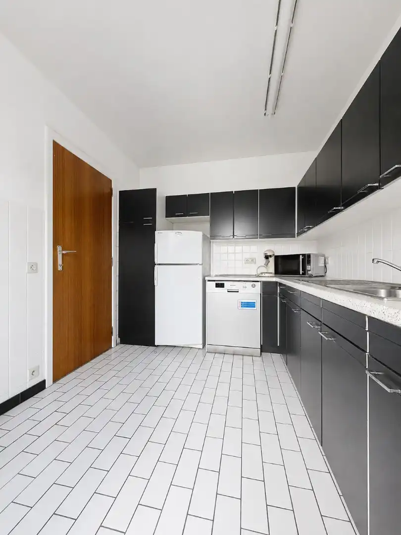 Ruim en lichtrijk appartement met prachtig uitzicht op de velden foto 4