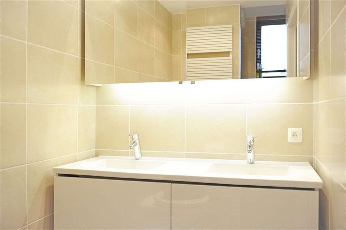 Op te frissen villa op toplocatie foto 25